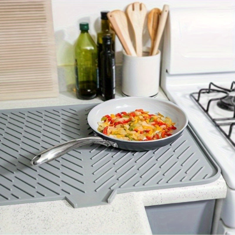 Silicone quritish matritsasi kvadratli sink himoyachisi, drenaj teshiklari bilan, sirpanishga qarshi, issiqlikka chidamli, suv o'tkazmaydigan oshxona stol usti pad