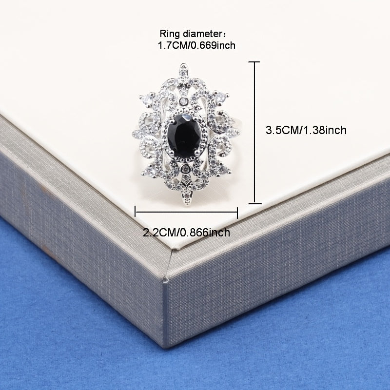 5 dona 18K oltin qoplamali misdan iborat hashamatli va nafis zargarlik to'plami, sun'iy marvarid va kubik zirkon bilan bezatilgan. To'plamga sirg'alar, marjon, pendant, uzuk va bilaguzuk kiradi, kundalik kiyim va maxsus tadbirlar uchun mukammal. Ajoyib