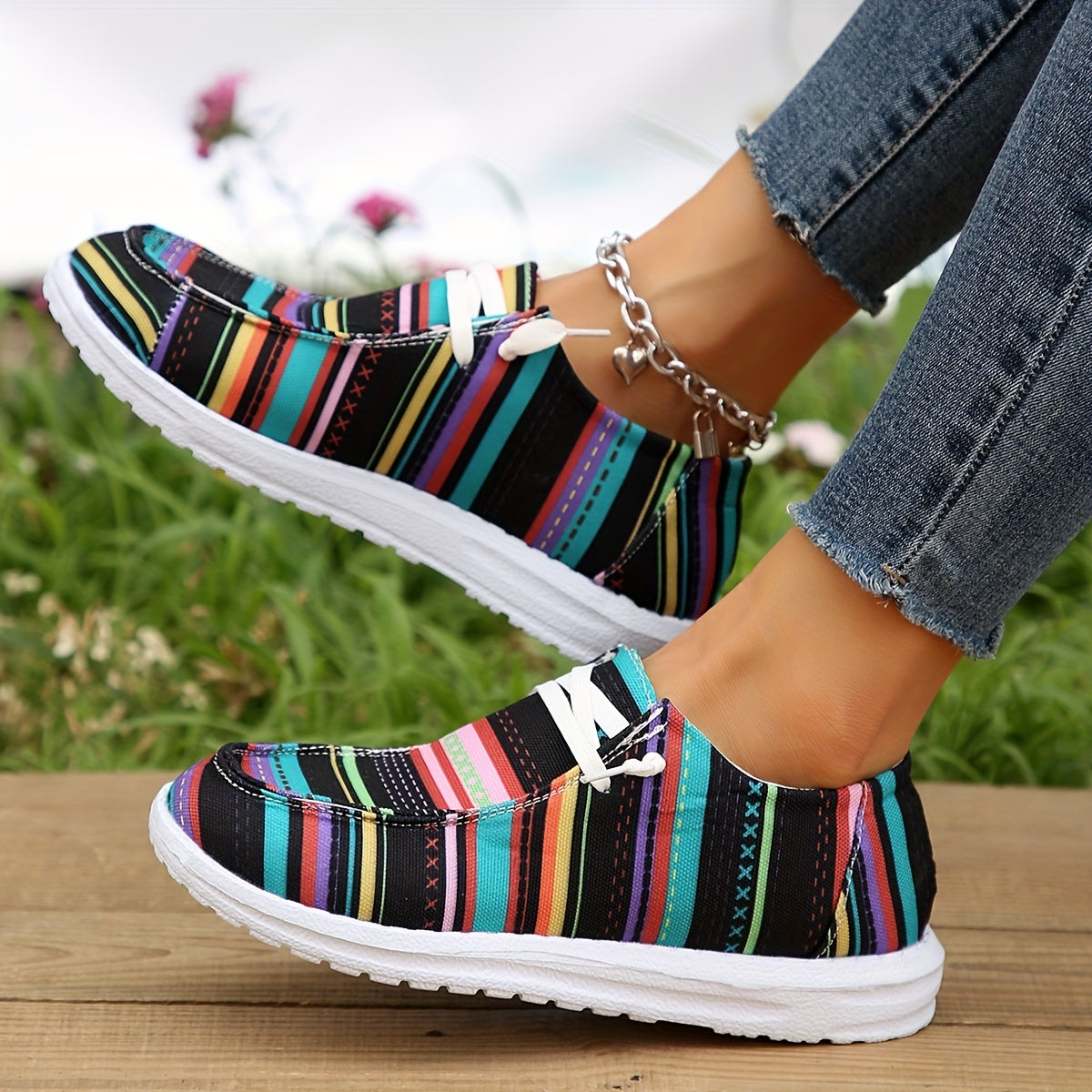Women's Casual Flat Shoes Breathable Fabric with Colorful Stripes