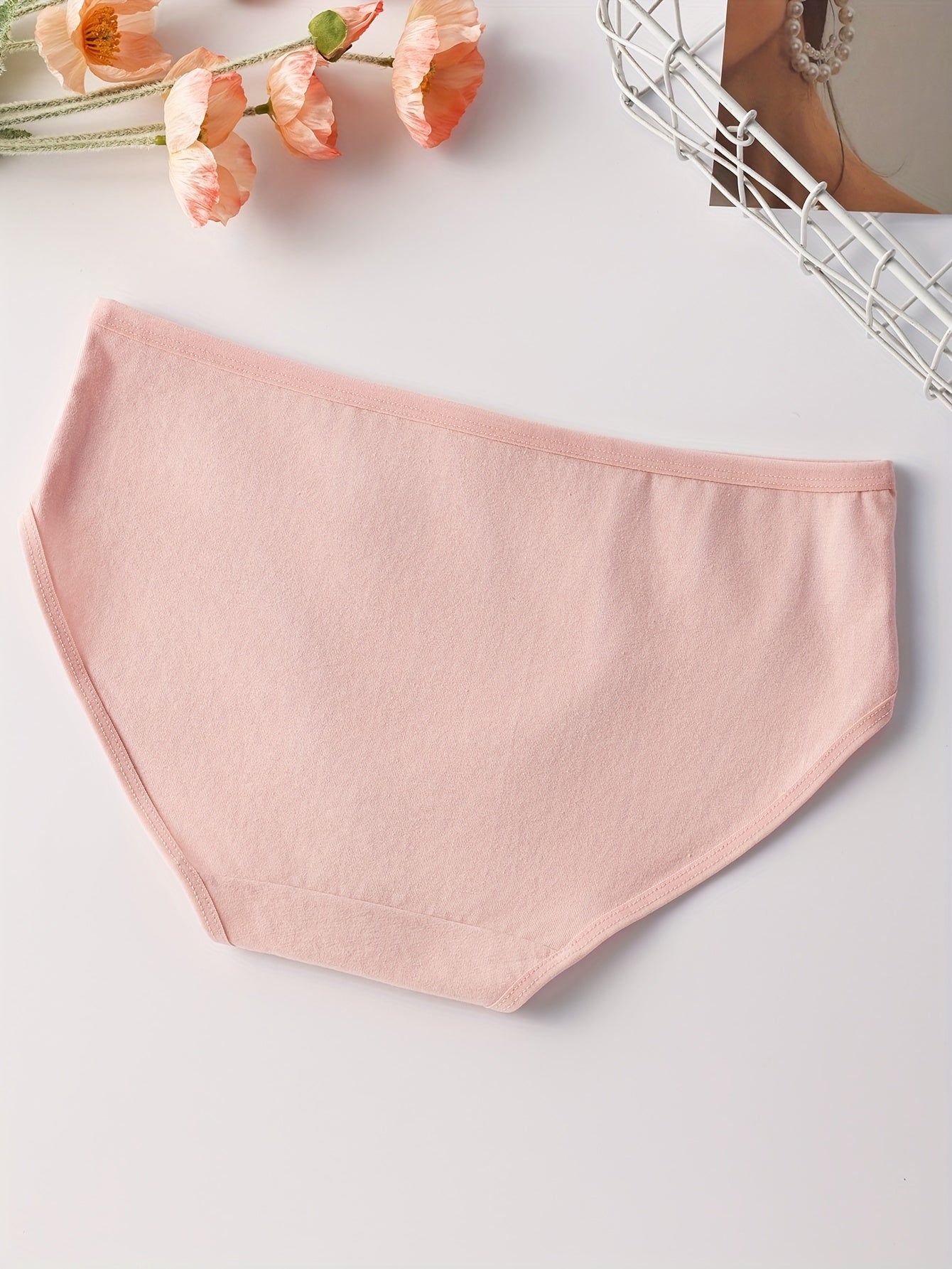 Women's Cotton Low Rise Briefs 4-Pack with Bow Detail Breathable and Stretchy