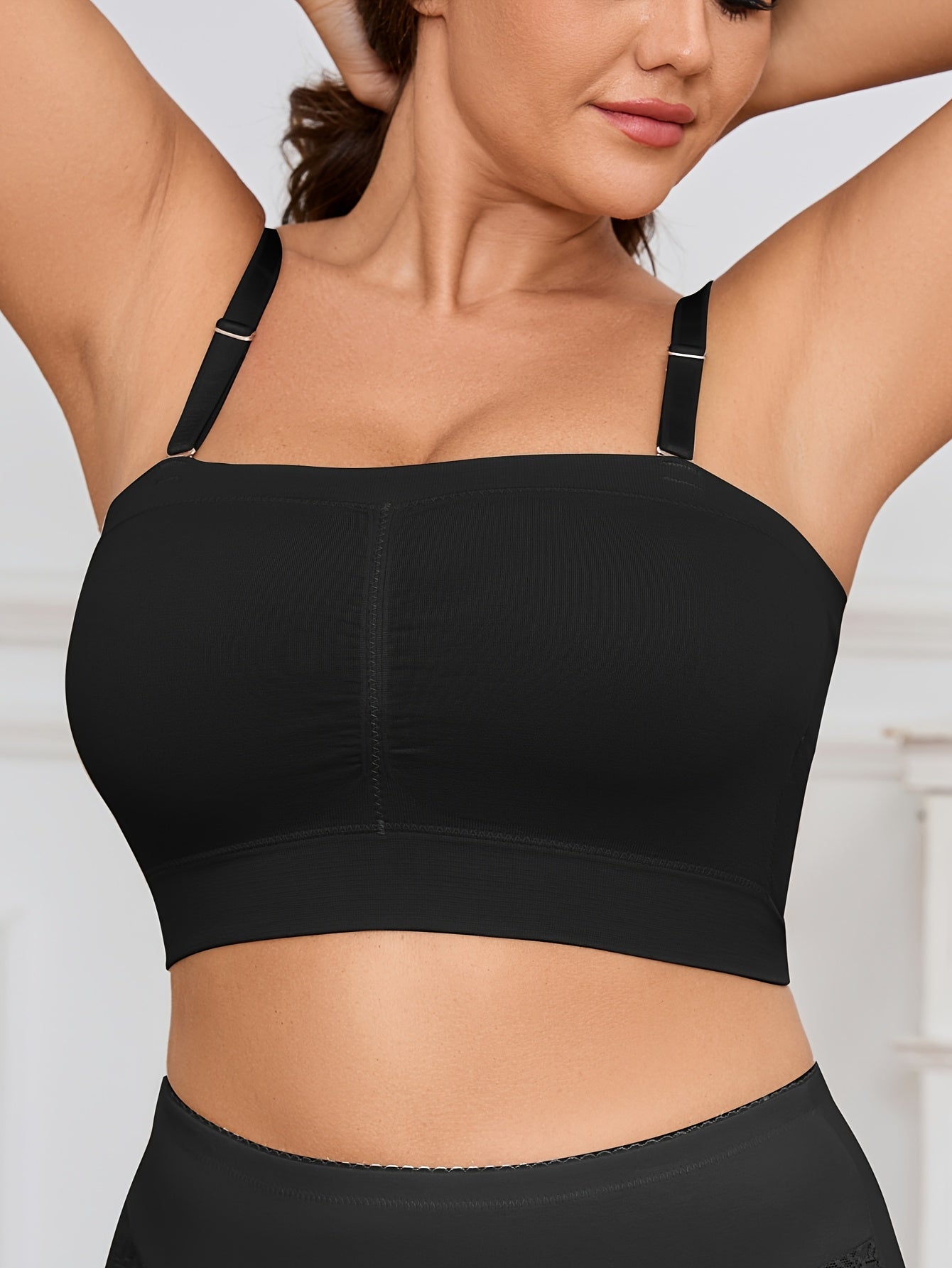 Women's Plus Size Seamless Double-Layer Sports Bra with Removable Pads