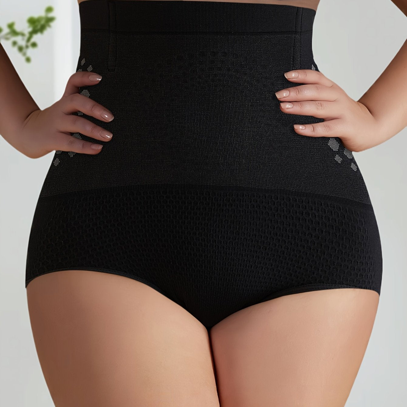 Ayollar uchun katta o'lchamdagi qizil shakl beruvchi ichki kiyim, yuqori bel, qorinni nazorat qilish, nafas oladigan nylon-spandeks aralashmasidan tayyorlangan, bir rangda, qo'l bilan yuvish mumkin.