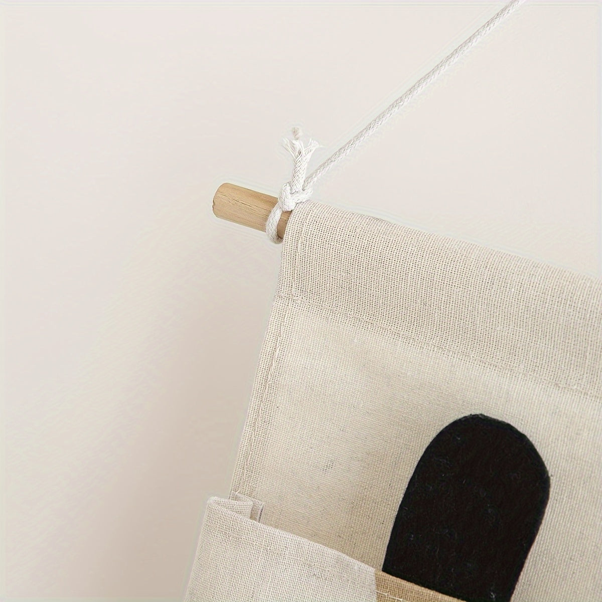 Органайзер для хранения на стену с дизайном жирафа из ткани с 3 карманами, может быть повешен на дверь для водонепроницаемого мешка из льна в спальне, ванной или других комнатах.