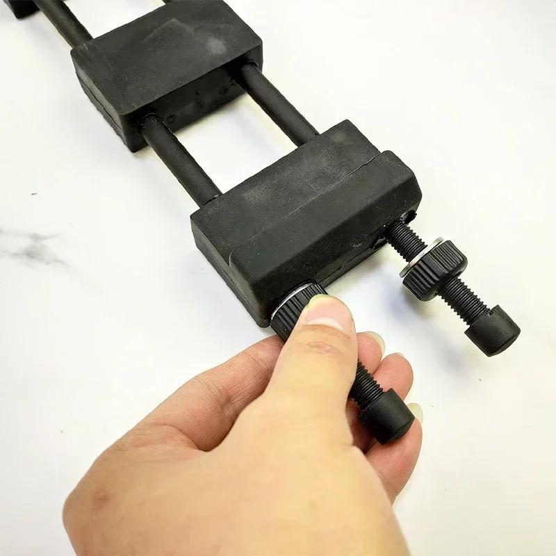 Oshxona va tashqarida foydalanish uchun olmos va qog'oz bilan qirqish asbobiga ega portativ pichoq silliqlash qurilmasi, olti burchakli naqsh va silikon asos bilan ta'minlangan.