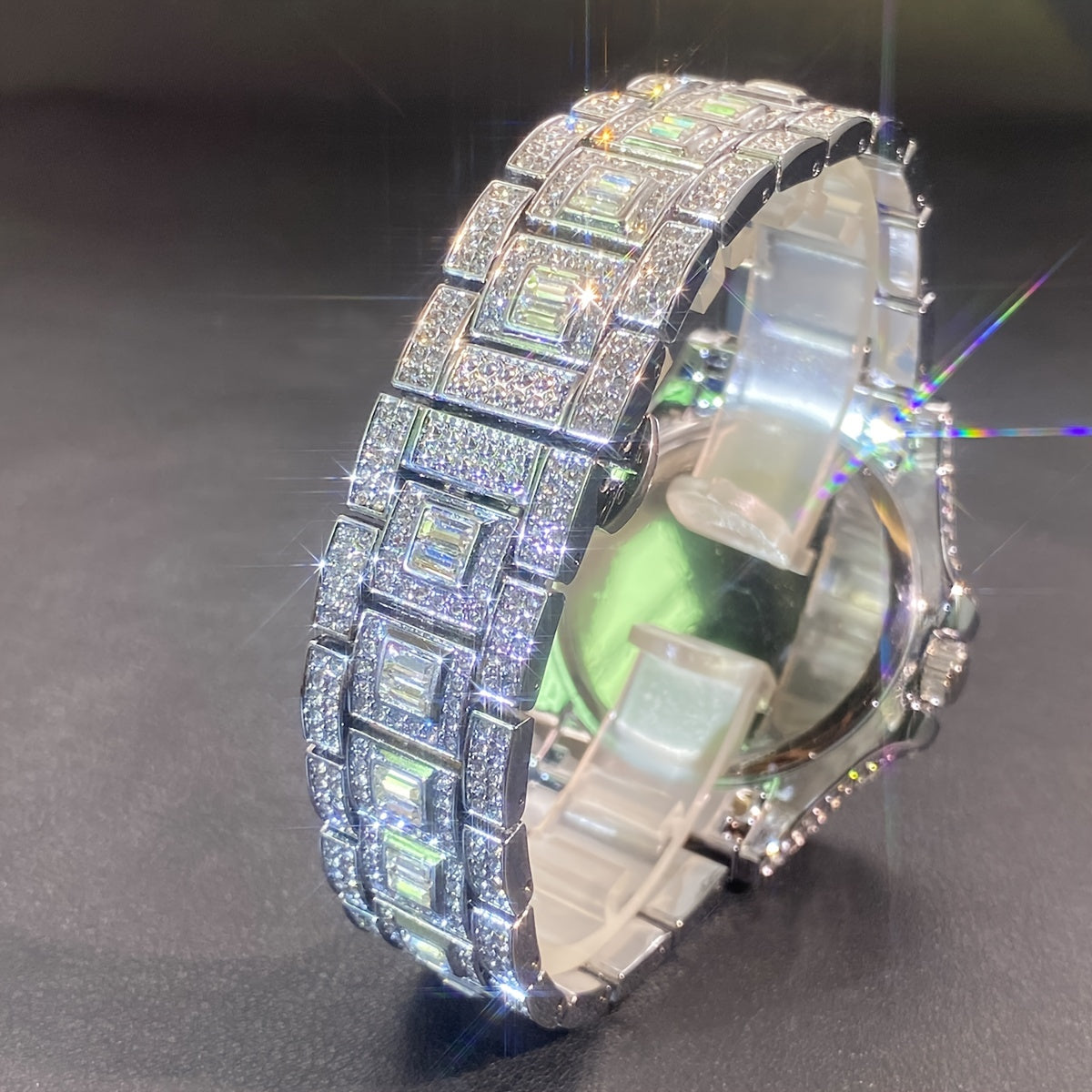 Men's Gold Diamond Decorated Quartz Watch with Rhinestone Dial and Hip-Hop Style