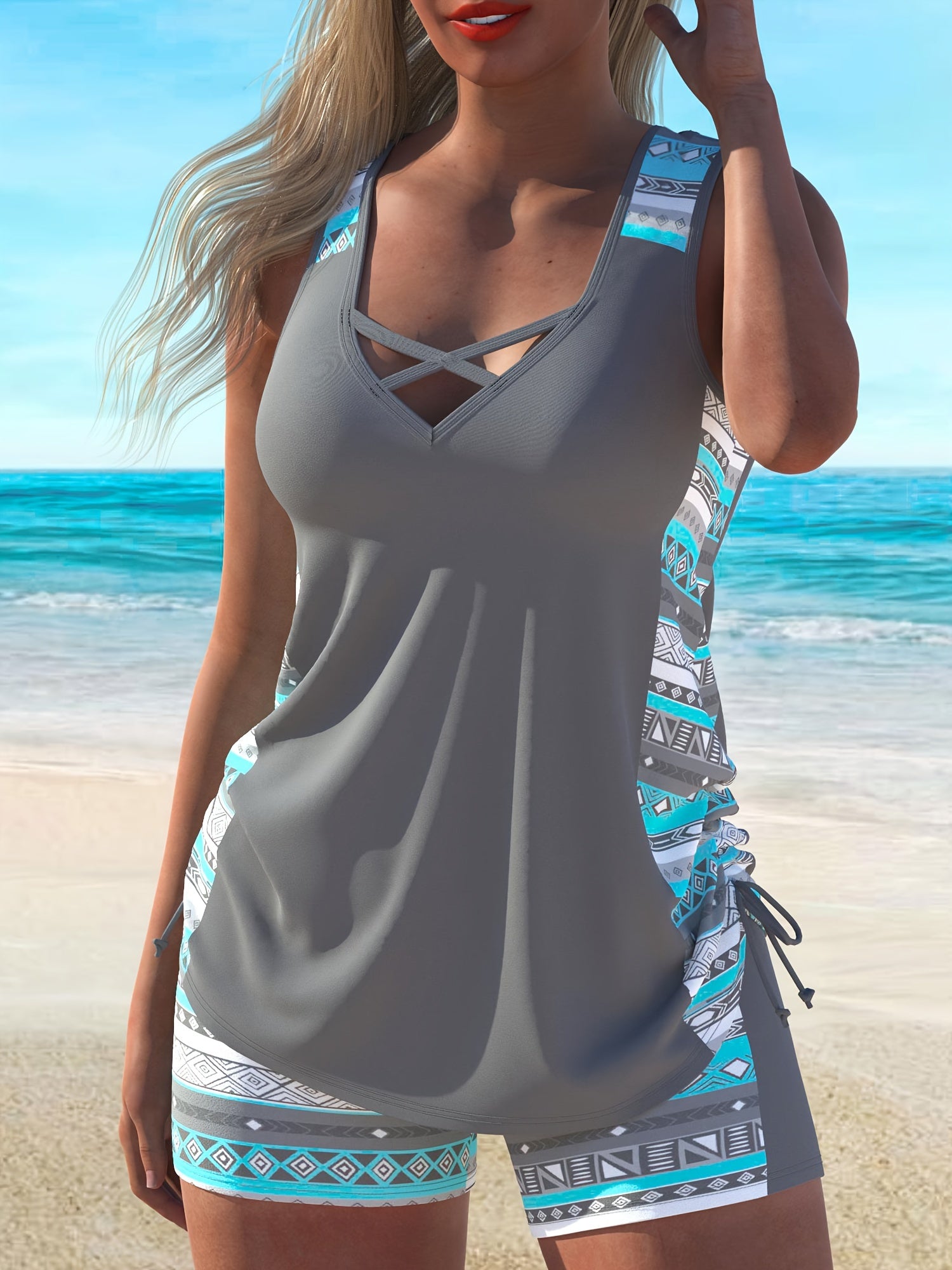 Большой размер серого танкини для женщин с синими акцентами и геометрическим узором
