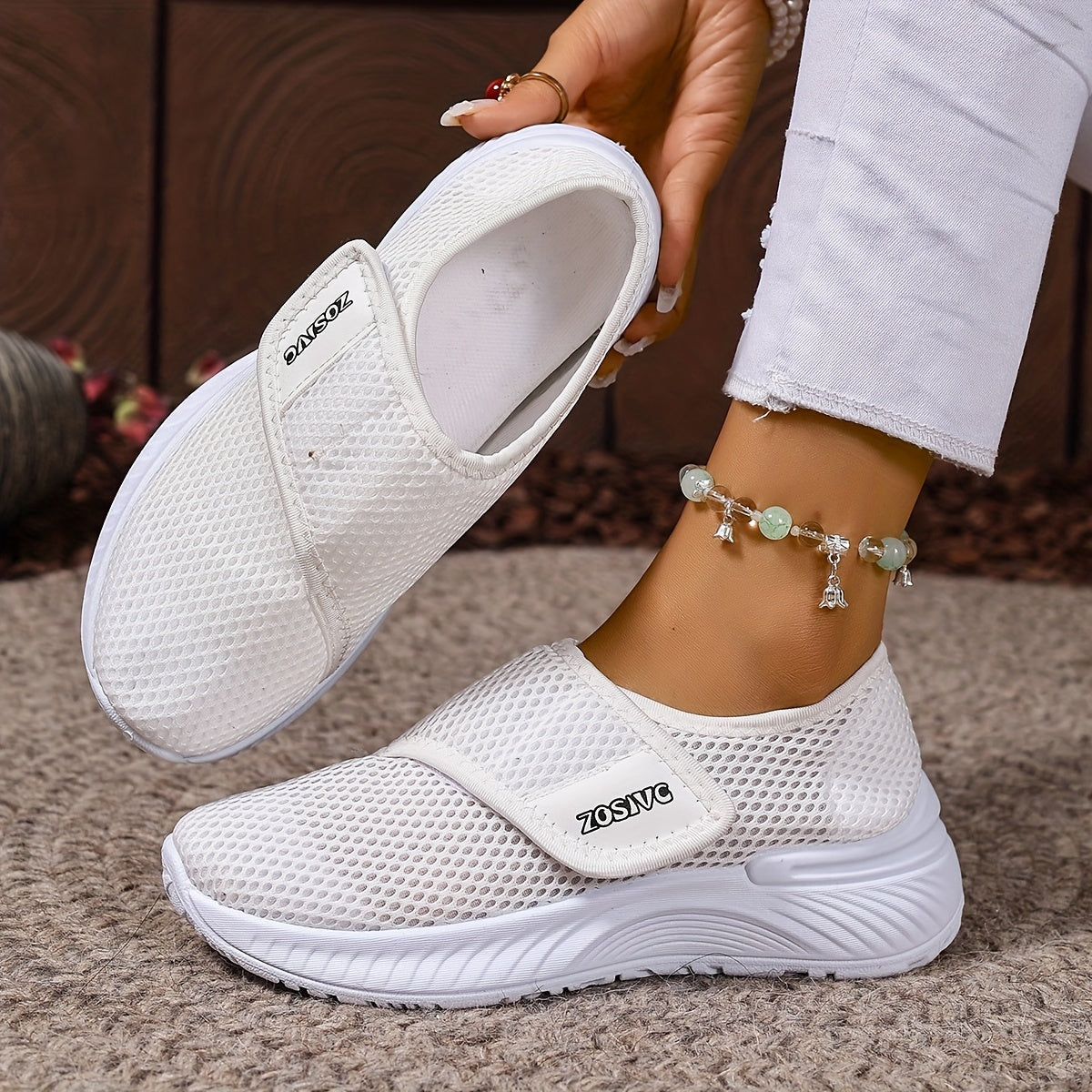 Women's Plus Size Sneakers Breathable Cushioned Slip-Resistant Gym Walking