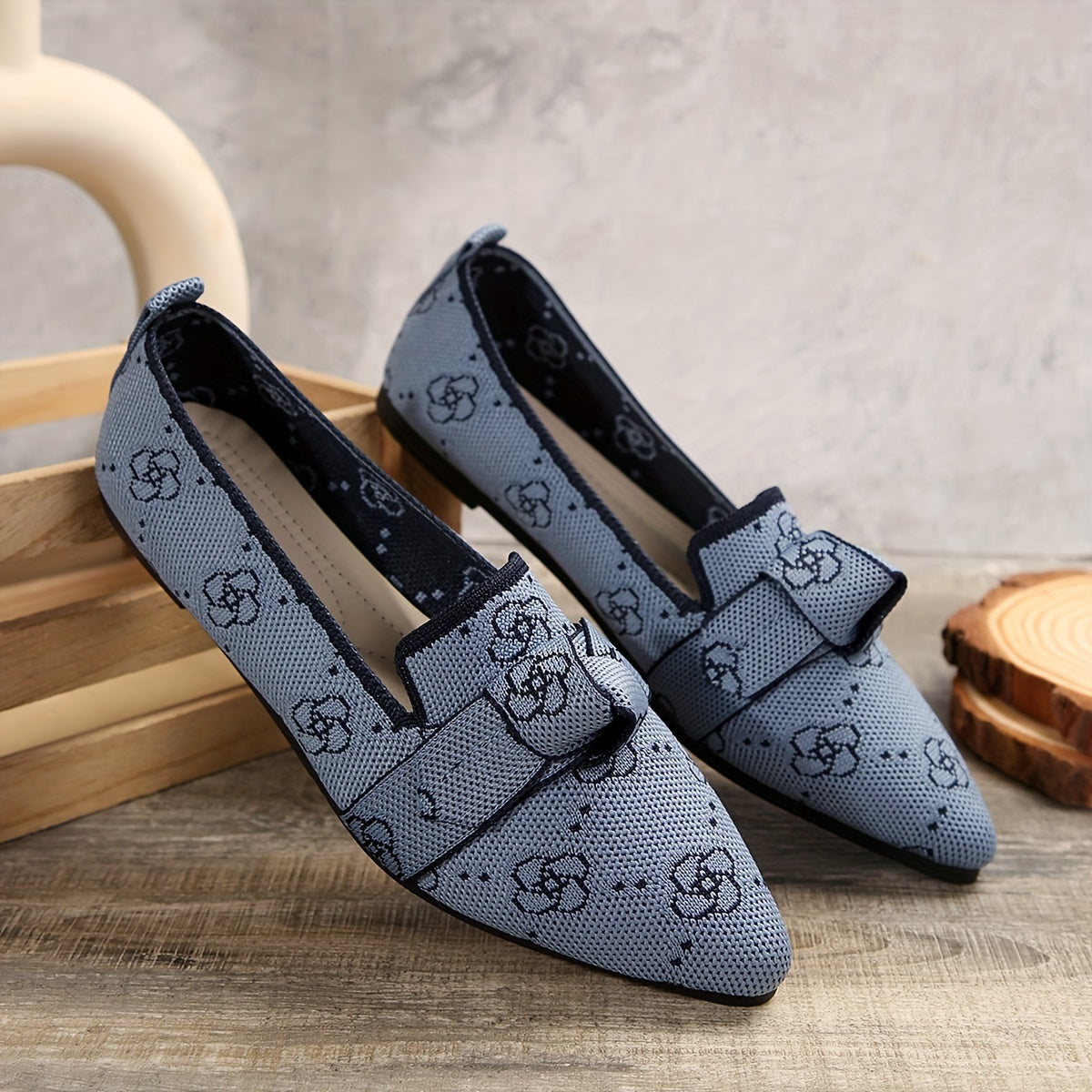 Women Breathable Printed Flats with Pointed Toe Comfortable Shoes
