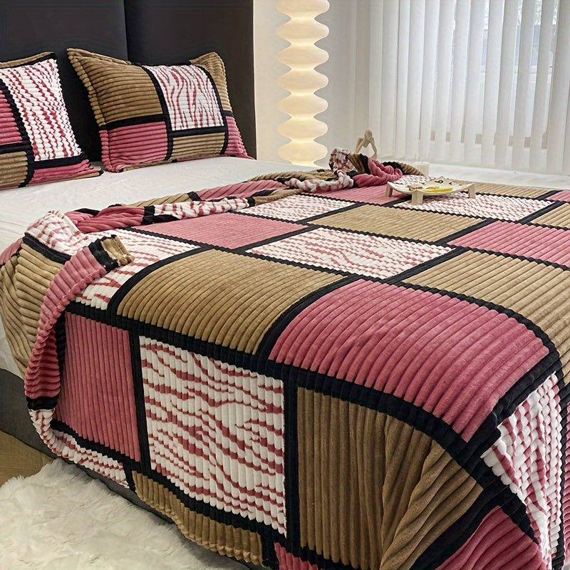 Plaid Plush Blanket for Couch Bed and Office Use, Cozy Throw, Warm Shawl