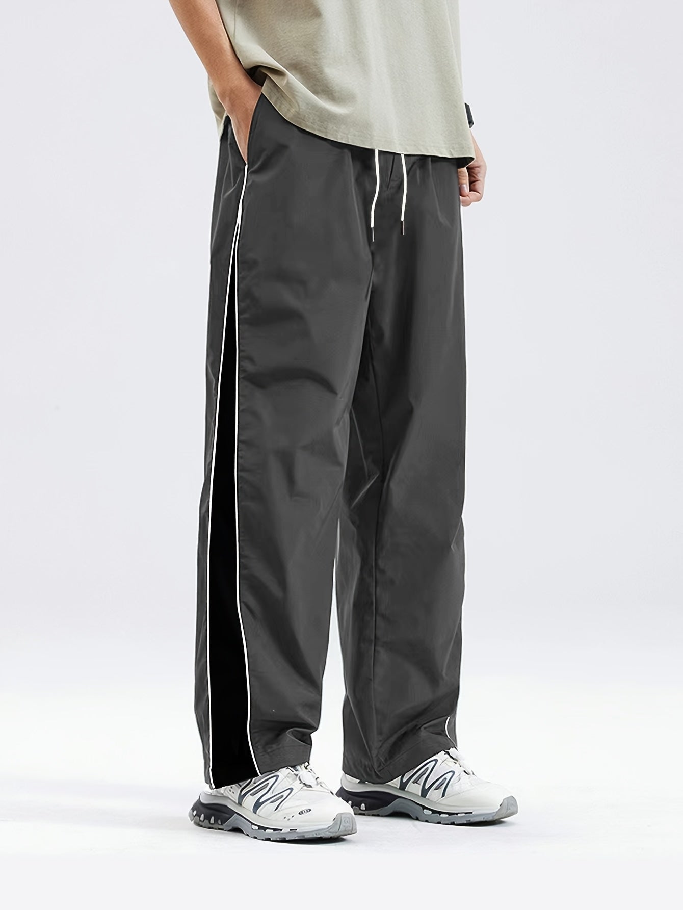 Men's Black Lightweight Joggers with Drawstring Waist for Spring and Fall