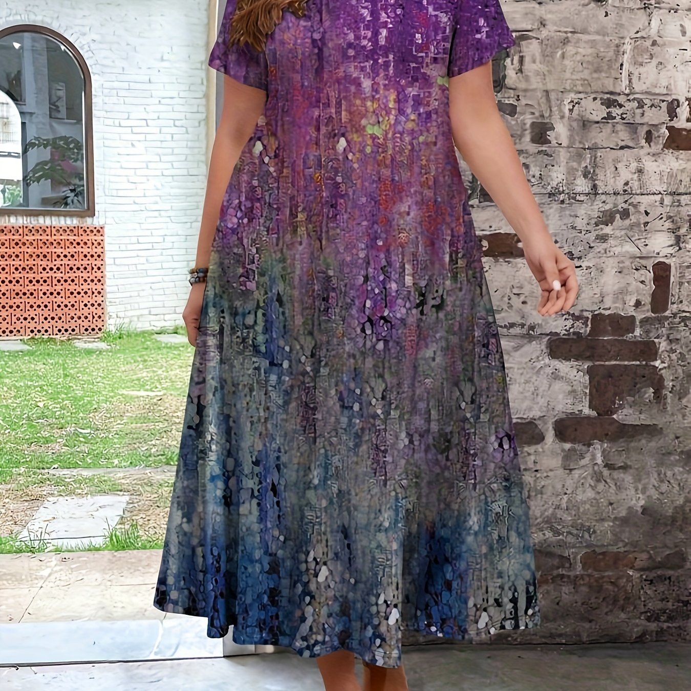 Vestido de talla grande con estampado floral y escote en V para uso casual en primavera y verano