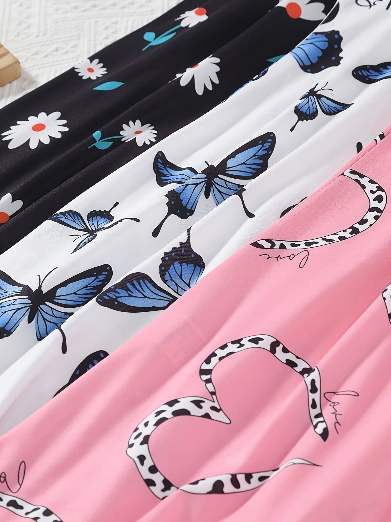 Women's Plus Size Sleepwear Set Casual Nightgowns with Cartoon Hearts and Butterflies