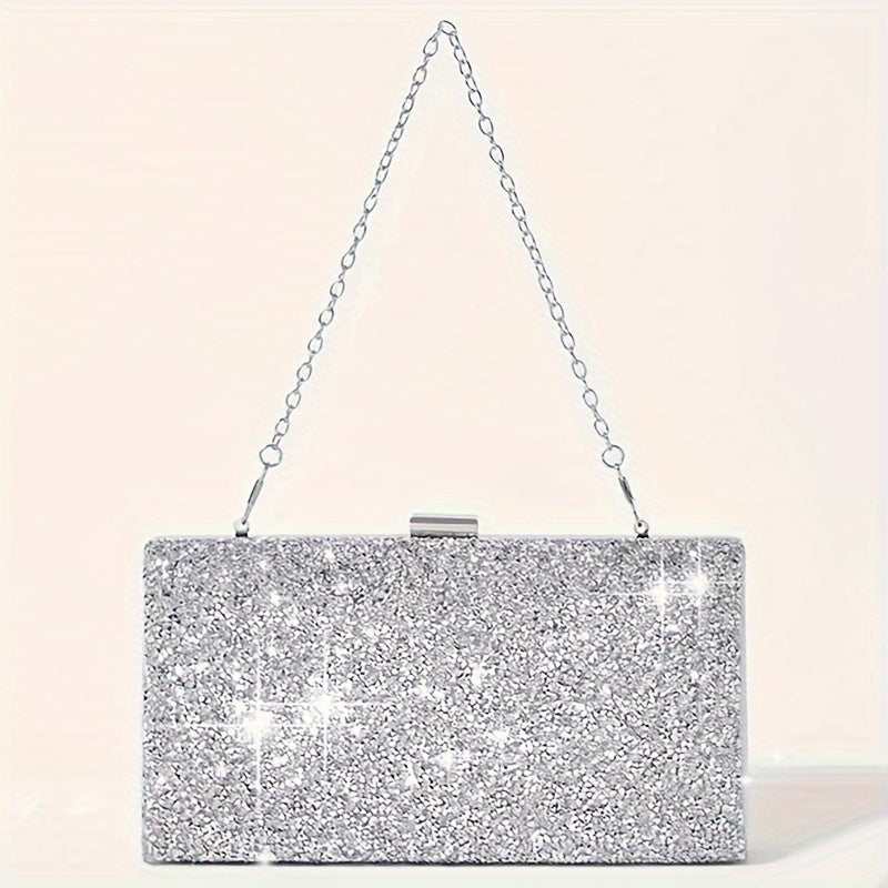 Rhinestone bilan bezatilgan kechki sumka, zanjirli yelka sumkasi va zargarlik aksessuarlar bilan to'plam.