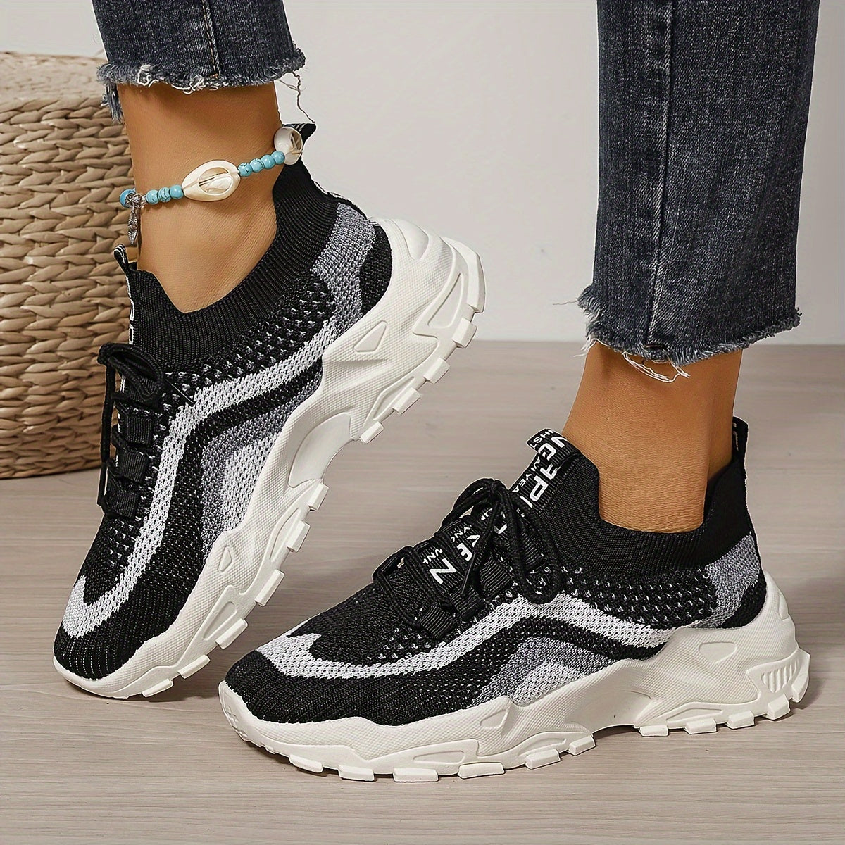 Women's Mesh Platform Sneakers Casual Low Top Tennis Shoes Plus Size