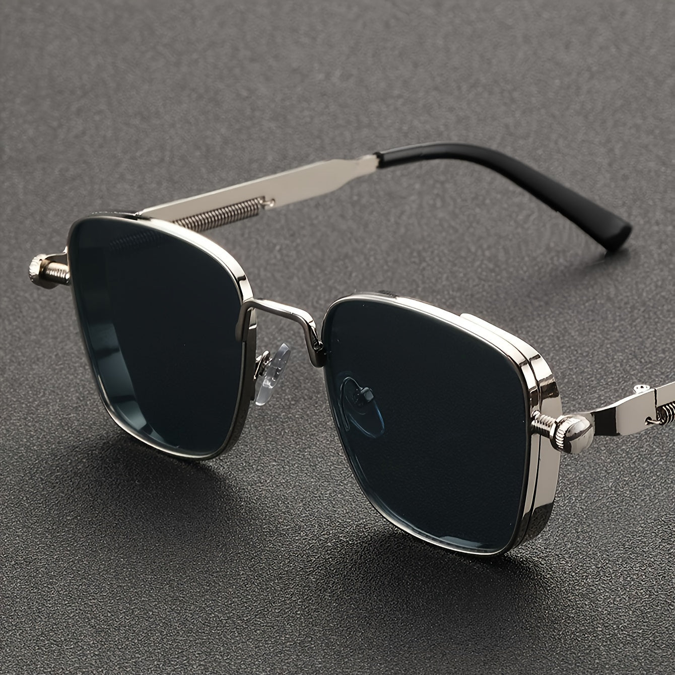 Gafas deportivas unisex de exterior con montura cuadrada estilo steampunk en plata y oro