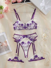 Women's Seductive Lace Lingerie Set with Adjustable Straps