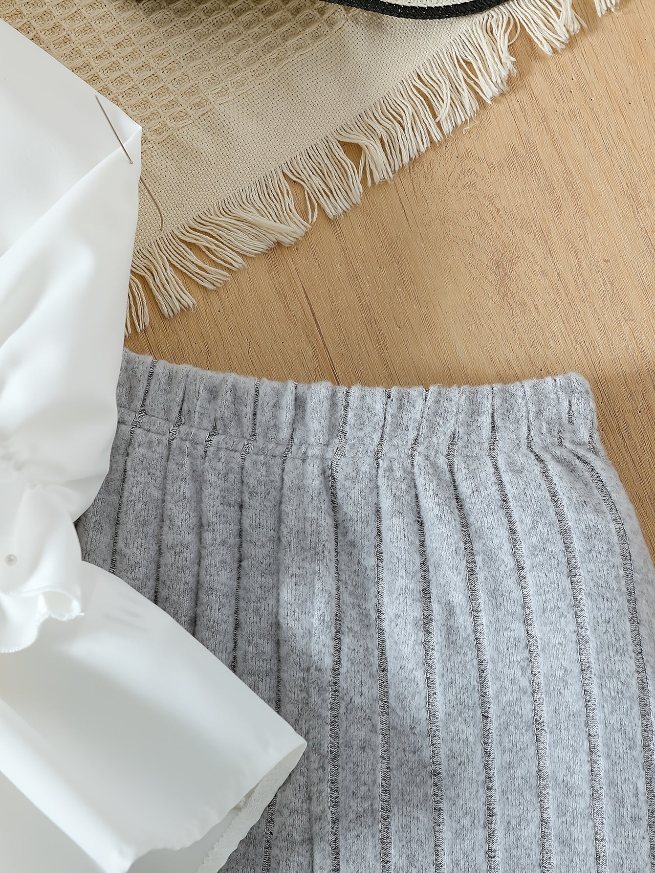 Girls Autumn Two-Piece Set Long Sleeve Collared Shirt and Stretch Pants for Casual and Daily Wear