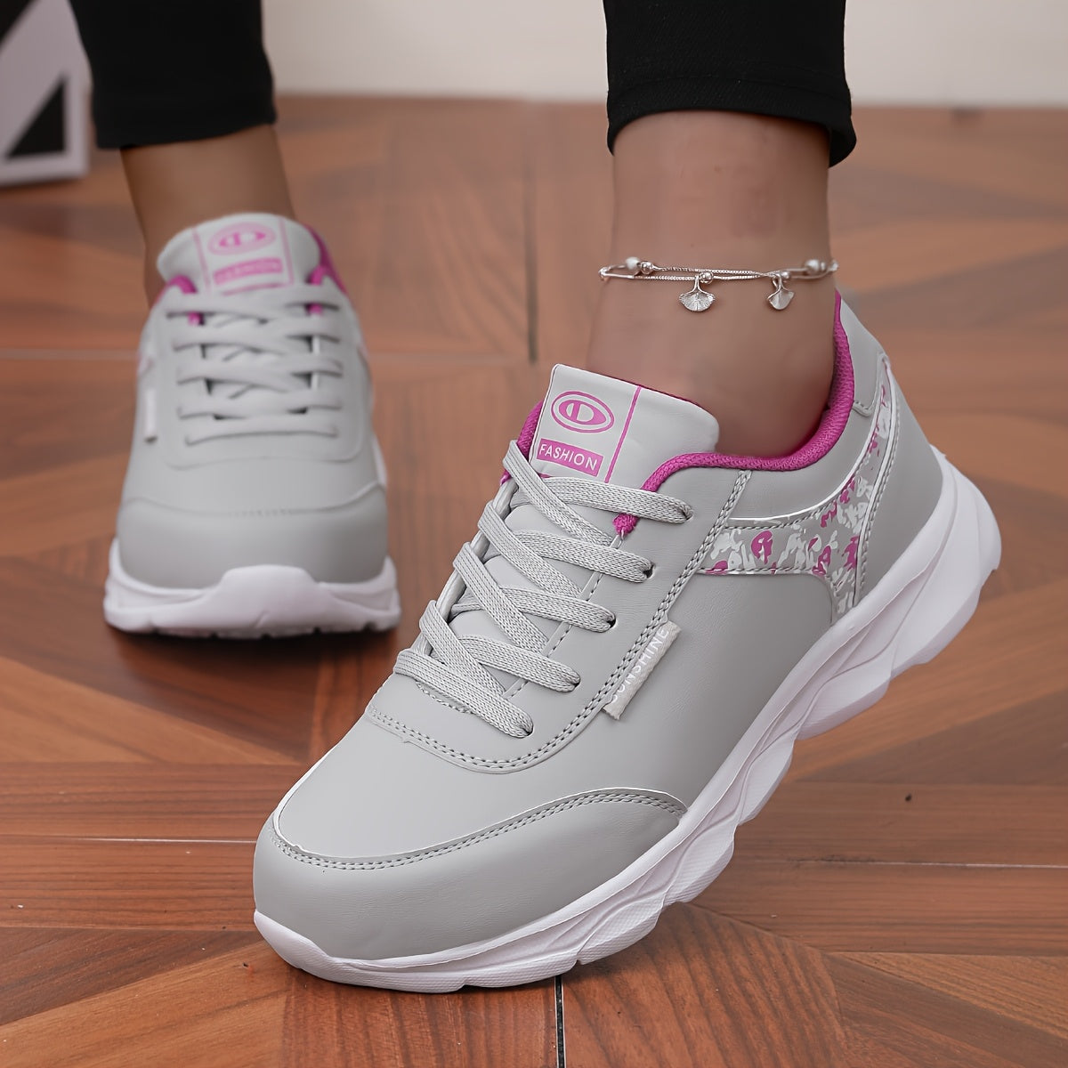 Women’s Casual Sneakers Lightweight Breathable Mesh Lace-Up Running Shoes