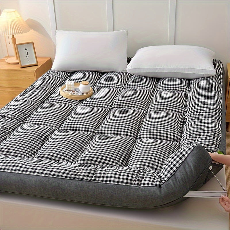 Black Polyester Mattress Topper 6-8cm Deep Pocket Stain-Resistant Washable