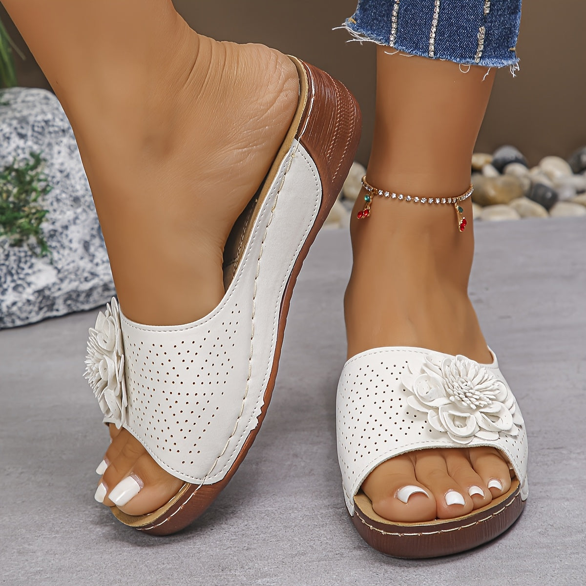 Women Wedge Sandals Floral Embellishments Open Toe Slip-On Beige Black