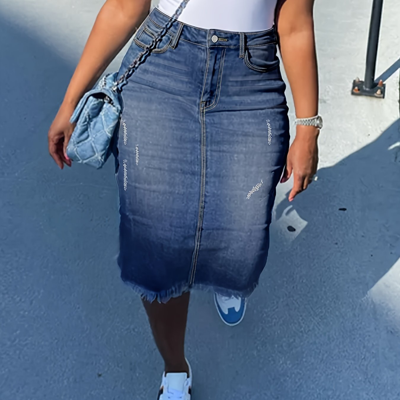 Women's Plus Size Denim Skirt Knee-Length A-Line Casual Jean with Distressed Hem