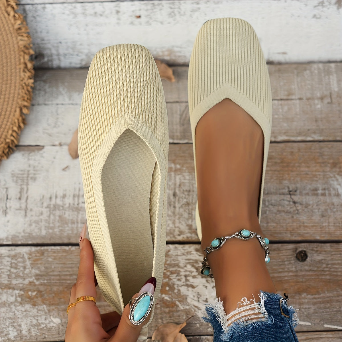 Women's Breathable Knit Slip-On Shoes Casual Square Toe Outdoor Lightweight Fabric