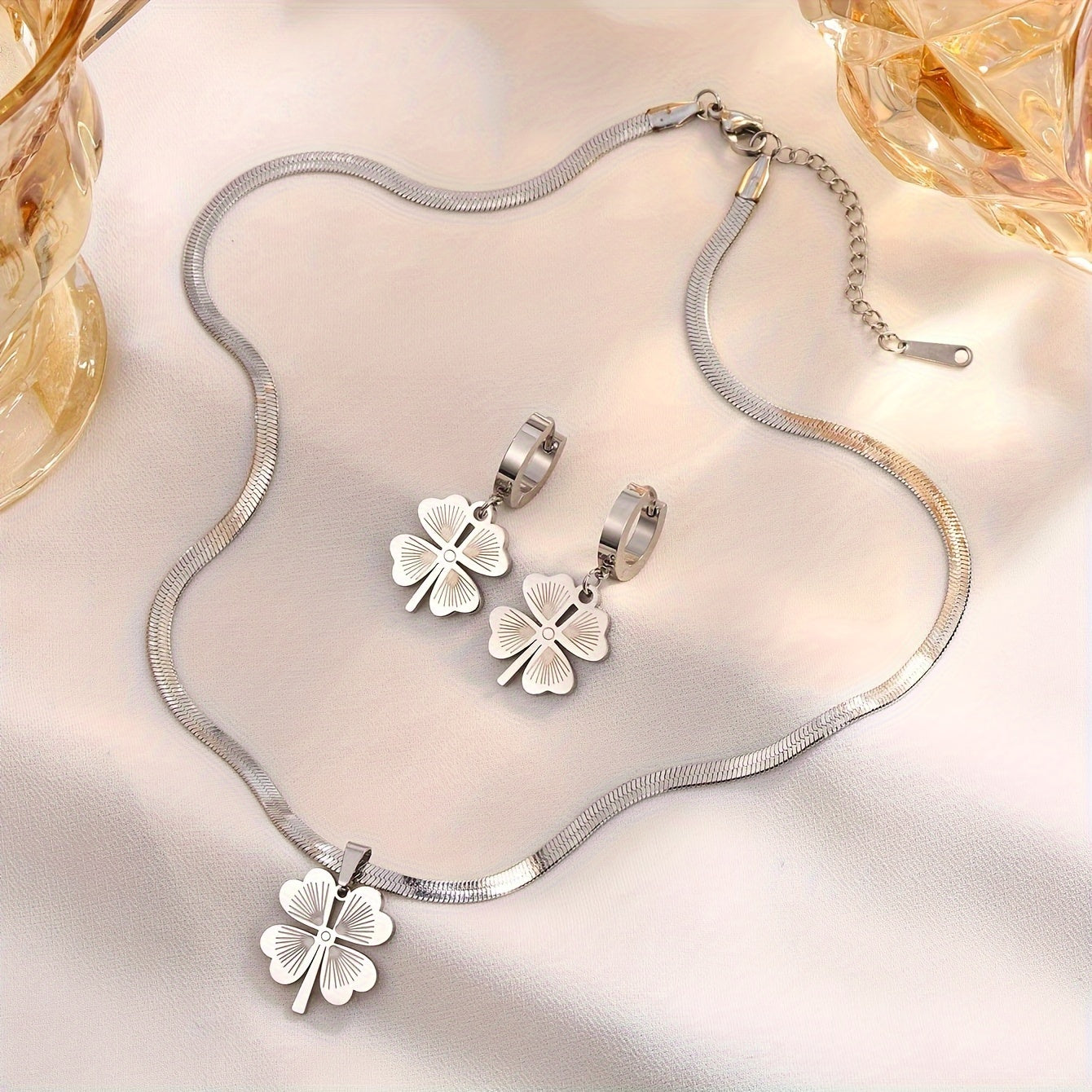 Women Clover Jewelry Set 18K Gold Plated Stainless Steel Necklace Earrings No-Stone Gift