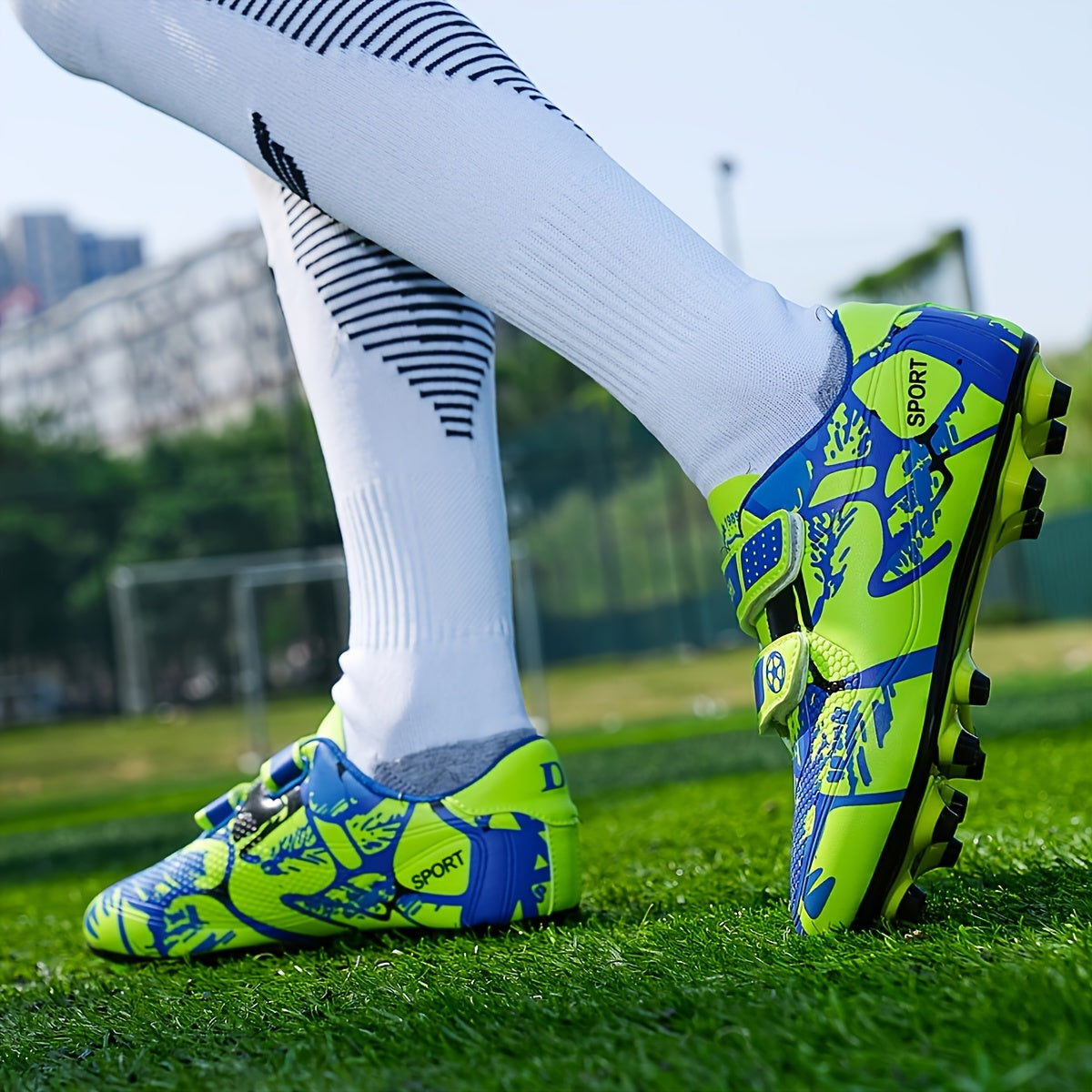 Polyamide Football Shoes for Kids with Print Pattern Lightweight Sports Style All-Season