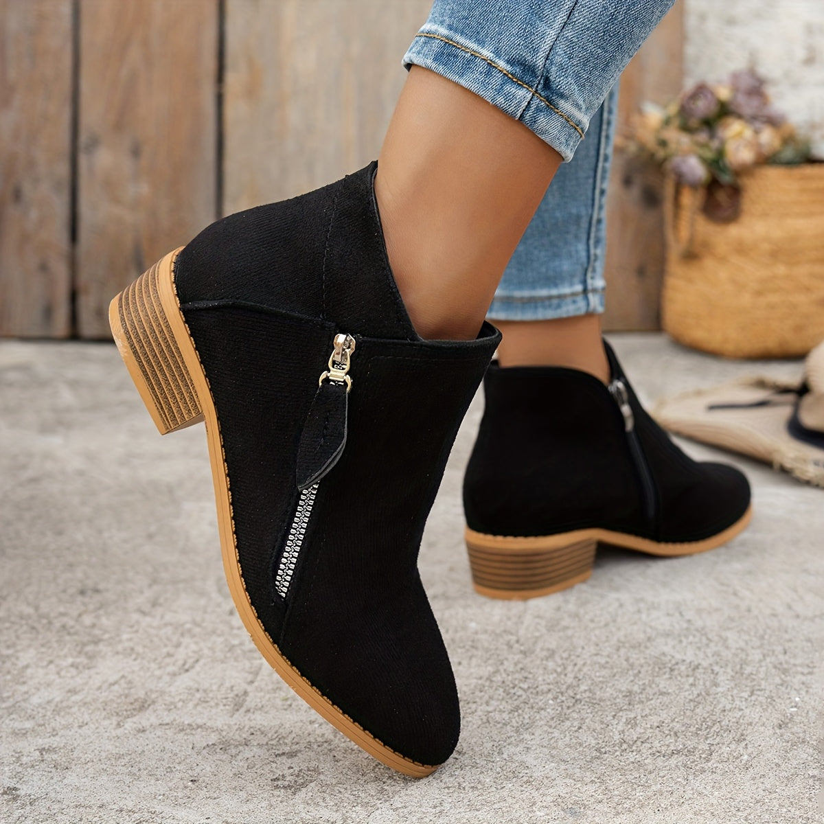 Women's Ankle Boots Solid Color Pointed Toe Mid-Heel Casual Slip-Ons