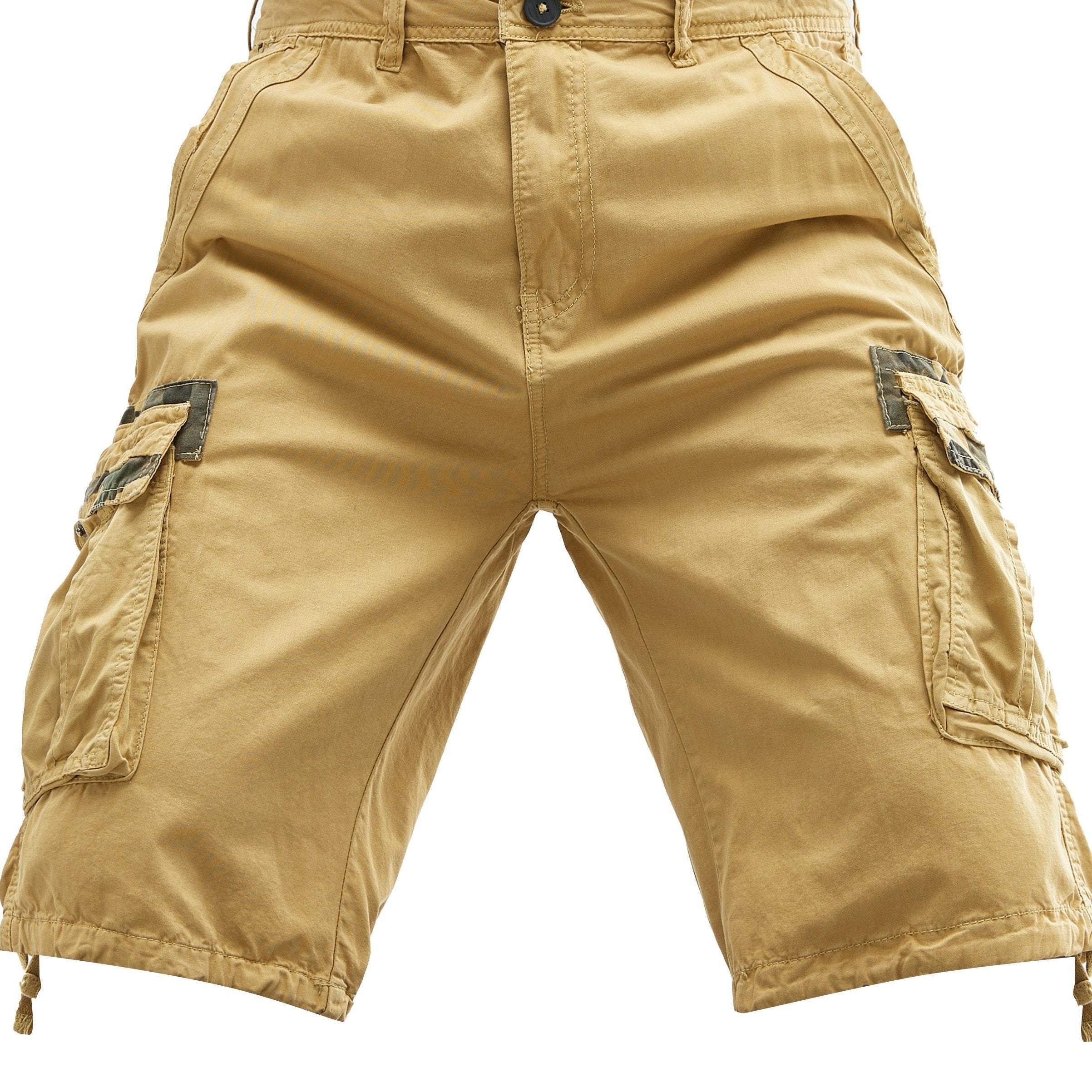 Erkaklar uchun katta o'lchamdagi paxta kargo shortlari, bir rangli ko'cha uslubida, bir nechta cho'ntaklar bilan va oddiy moslashuvda. Cho'zilmaydigan to'qilgan mato.