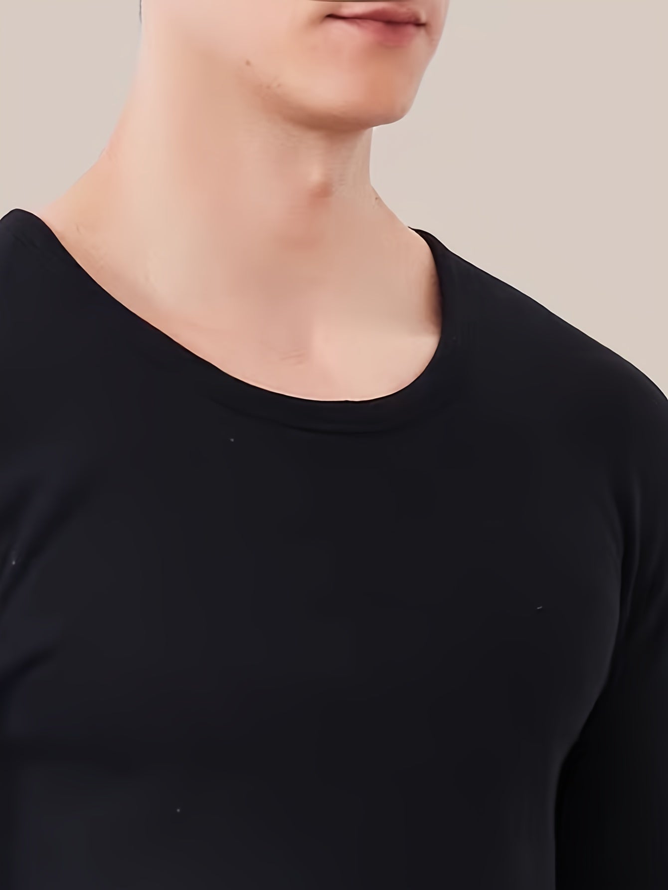 Men's Winter Thermal Underwear Set Fleece-Lined Long Sleeve Crew Neck and Pants