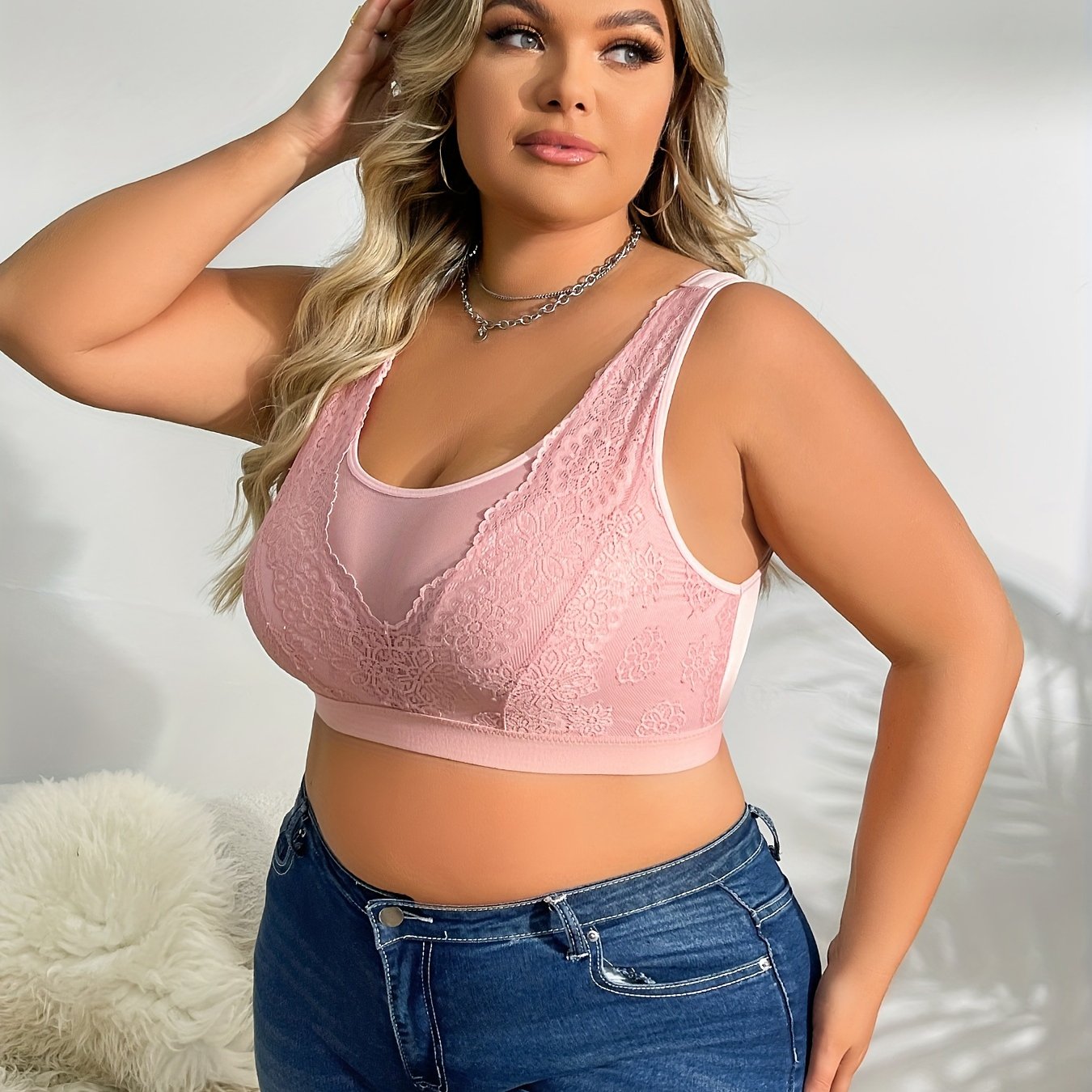 Plus o'lchamli ayollar uchun gul naqshli korsetti mesh yarim shaffof bra