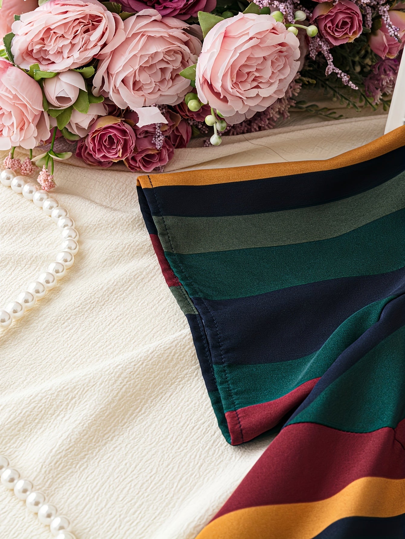 Women's Short Sleeve Striped Dress with Crew Neck for Spring Summer