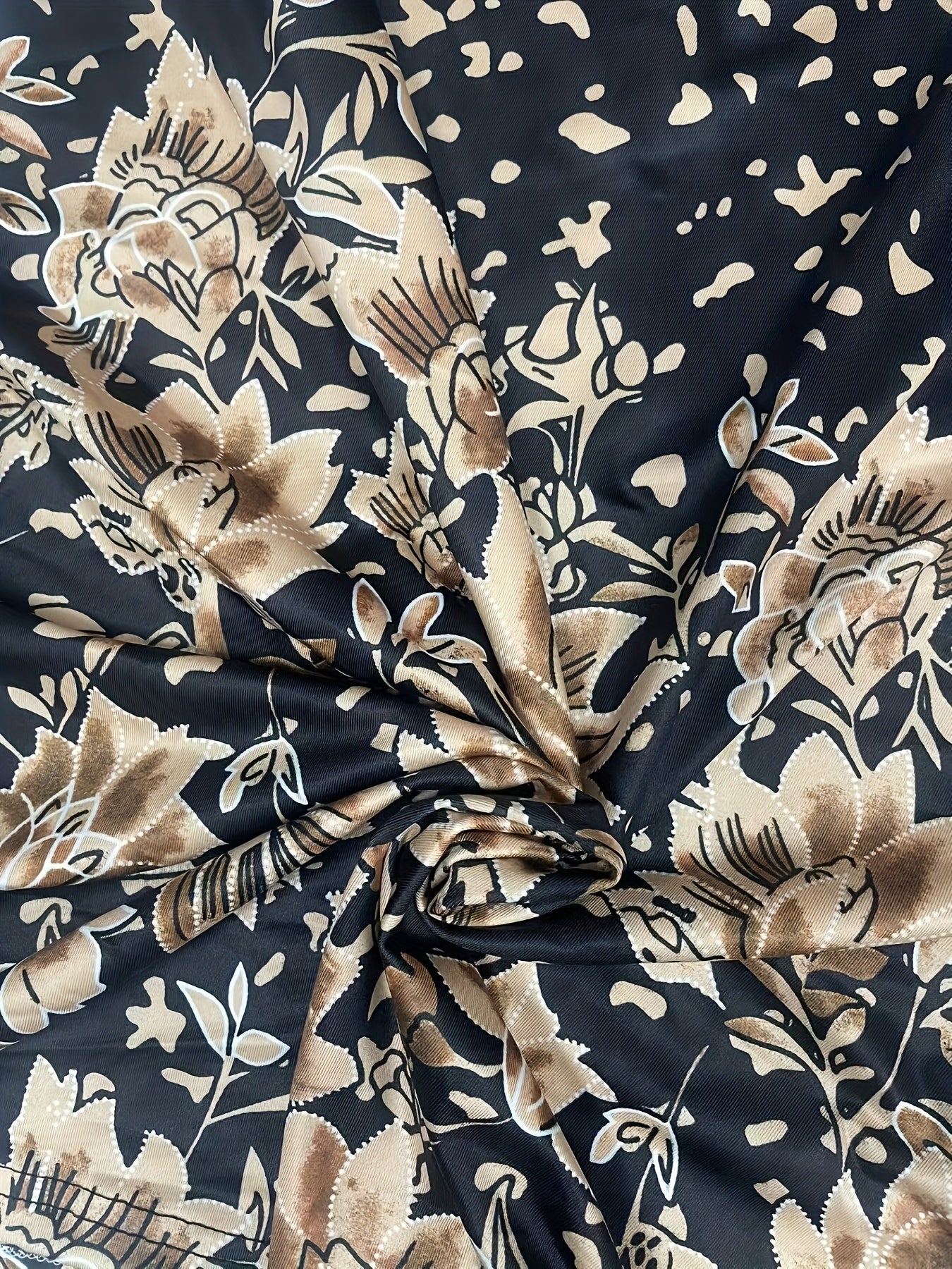 Women's Floral Print V-Neck Tunic Top Polyester Blouse with Three Quarter Sleeves