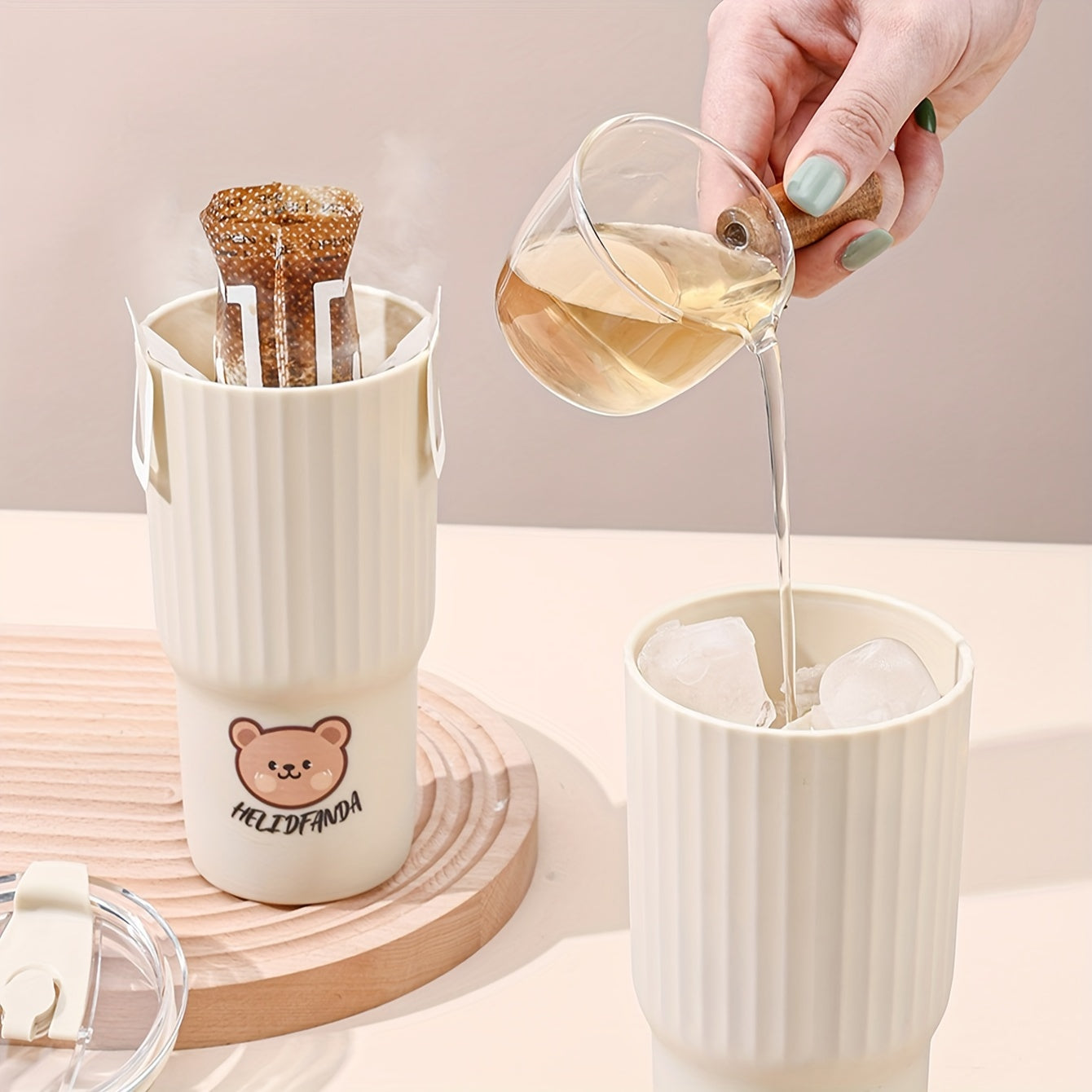 650ml Plastic Water Bottle for Kids and Adults Leak-Proof Portable Cute Bear Design