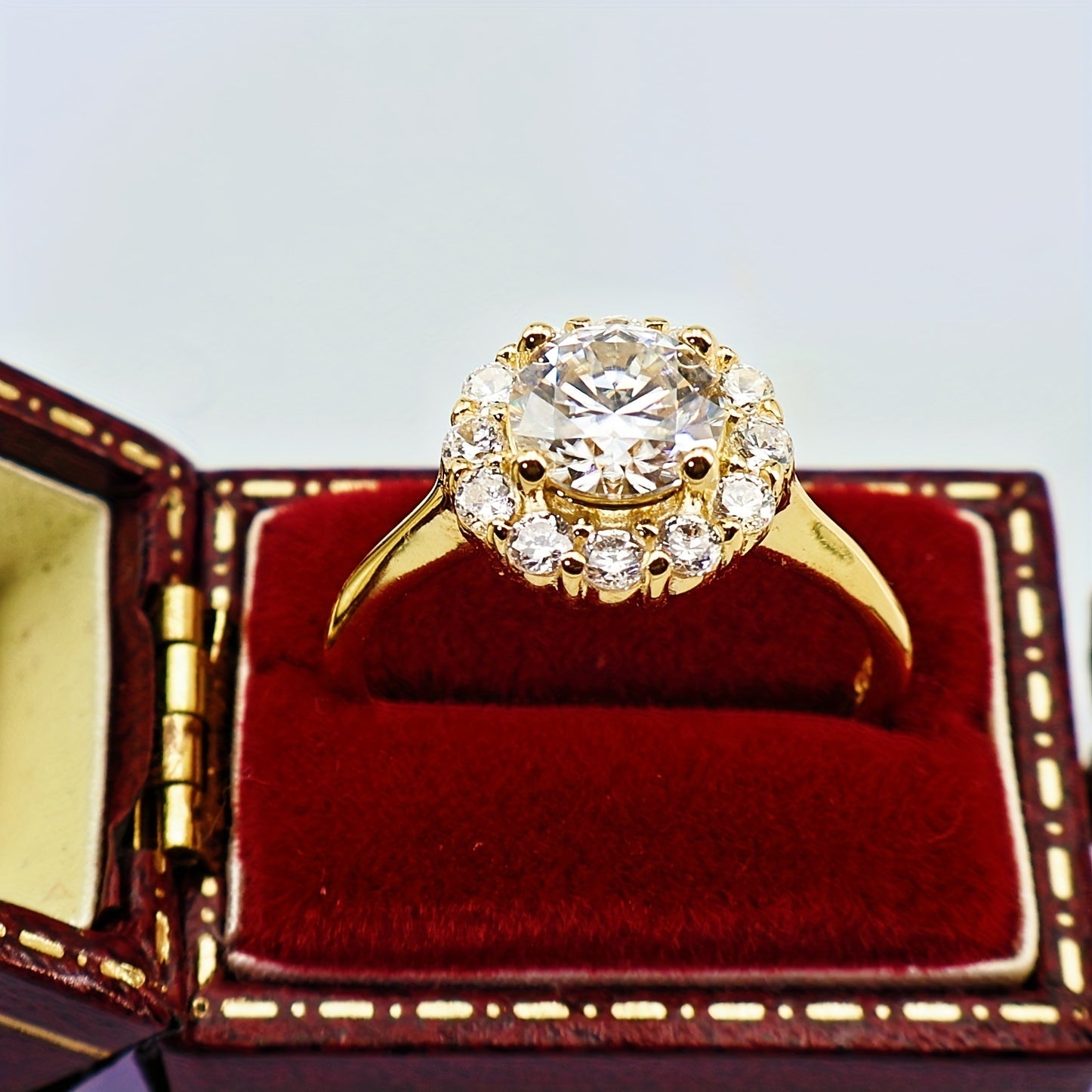 Women's Silver Moissanite Engagement Ring 1 Carat Vintage Hypoallergenic Gold Plated