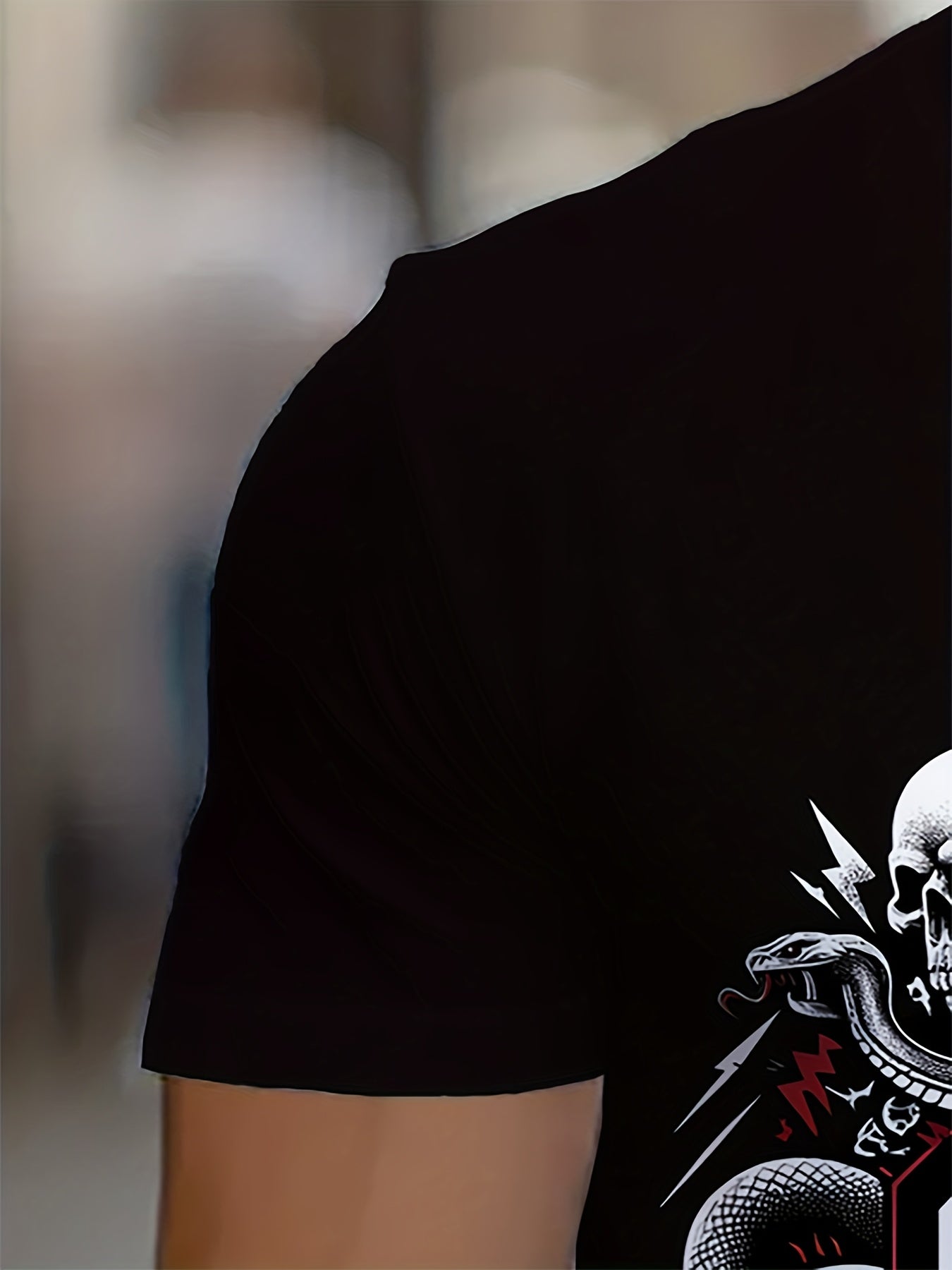 Katta o'lchamdagi AC/DC grafik futbolka, tasodifiy uslub, oddiy moslashuv, bosma dizayni bilan polyester krujka tee.