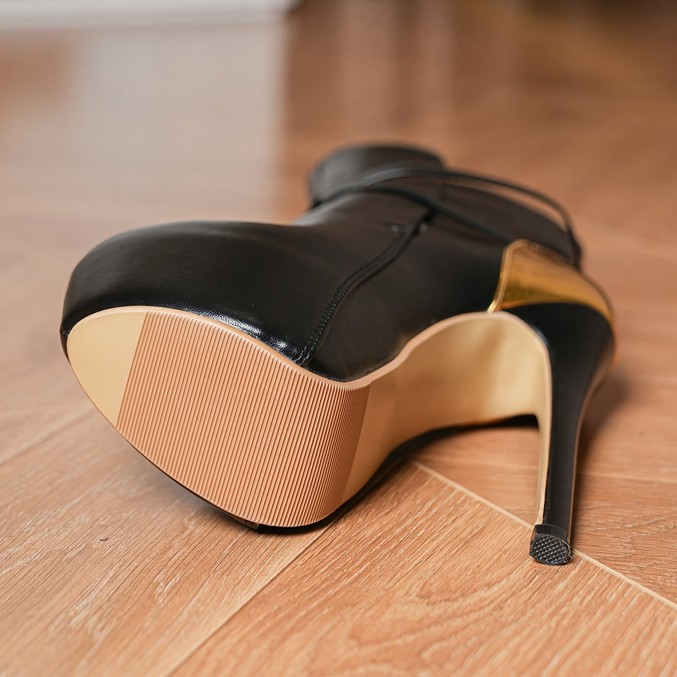 Plus Size Women Stiletto Heels PU Cover Platform Ankle Boots Red Black