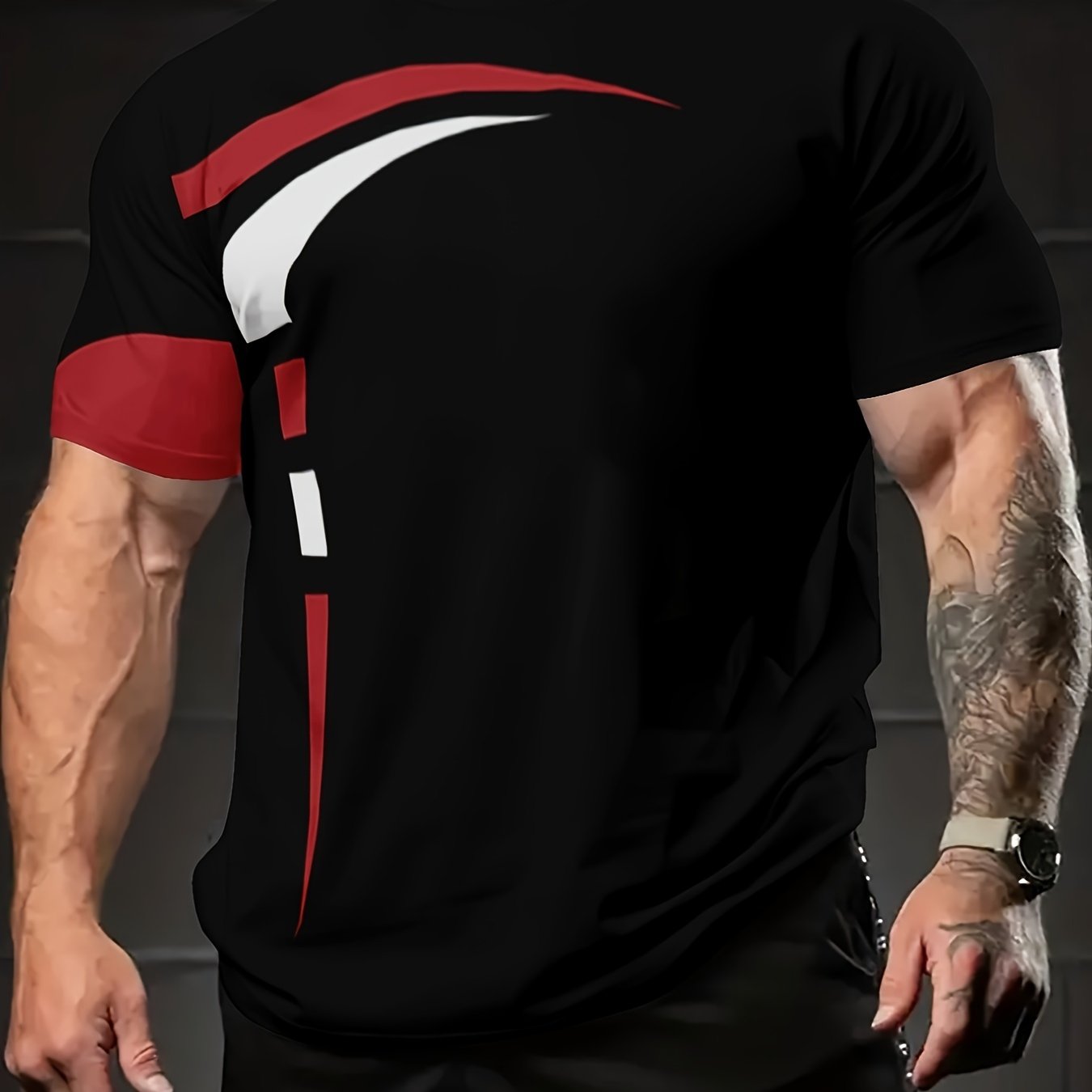 Erkaklar uchun katta o'lchamdagi tasodifiy futbolka, qizil va oq chiziqlar, 3D raqamli bosma, keng kesim va nafas oladigan polyester.