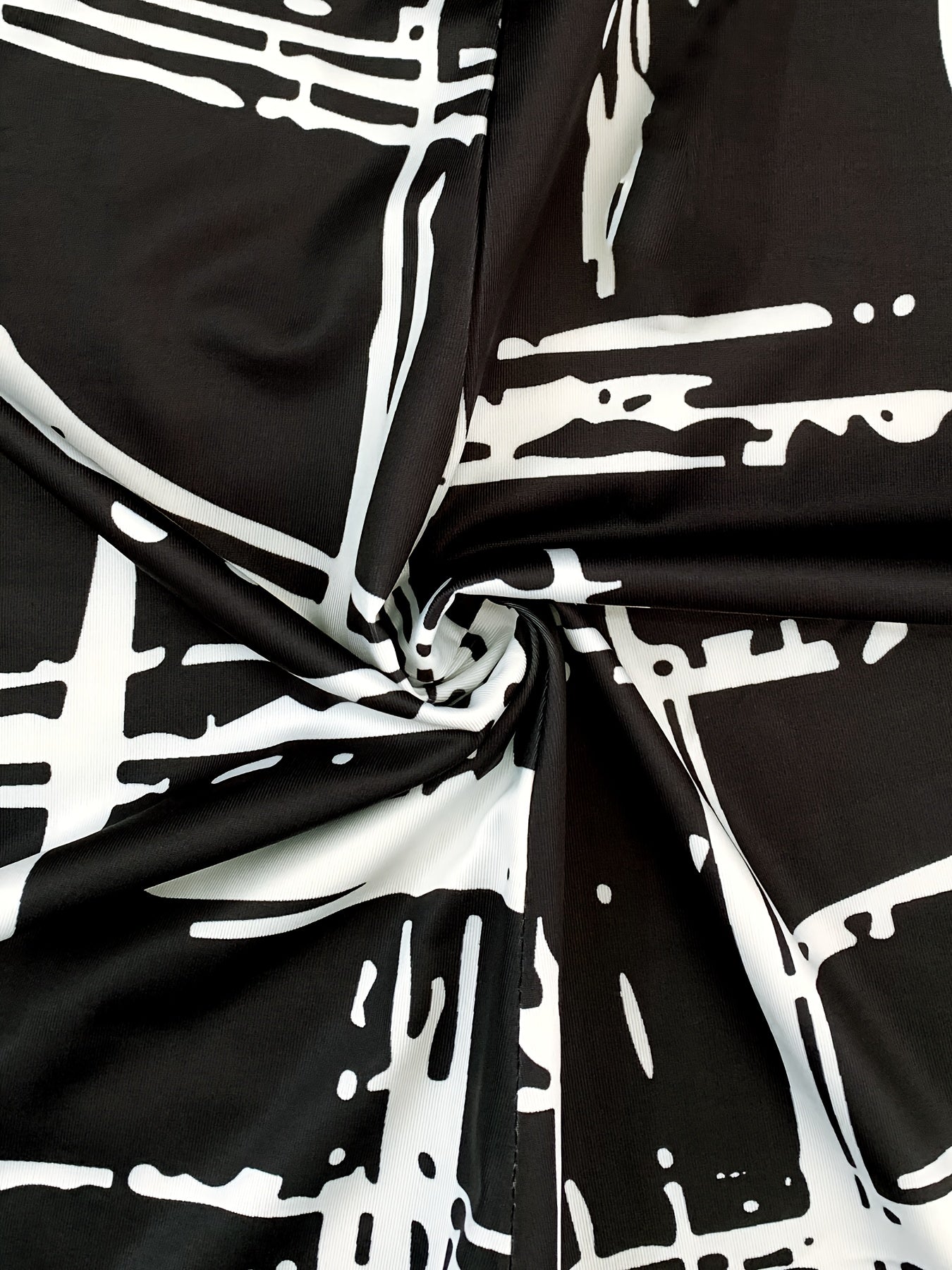 Women's V-Neck Black and White Block Print Dress Shorts Summer Fashion