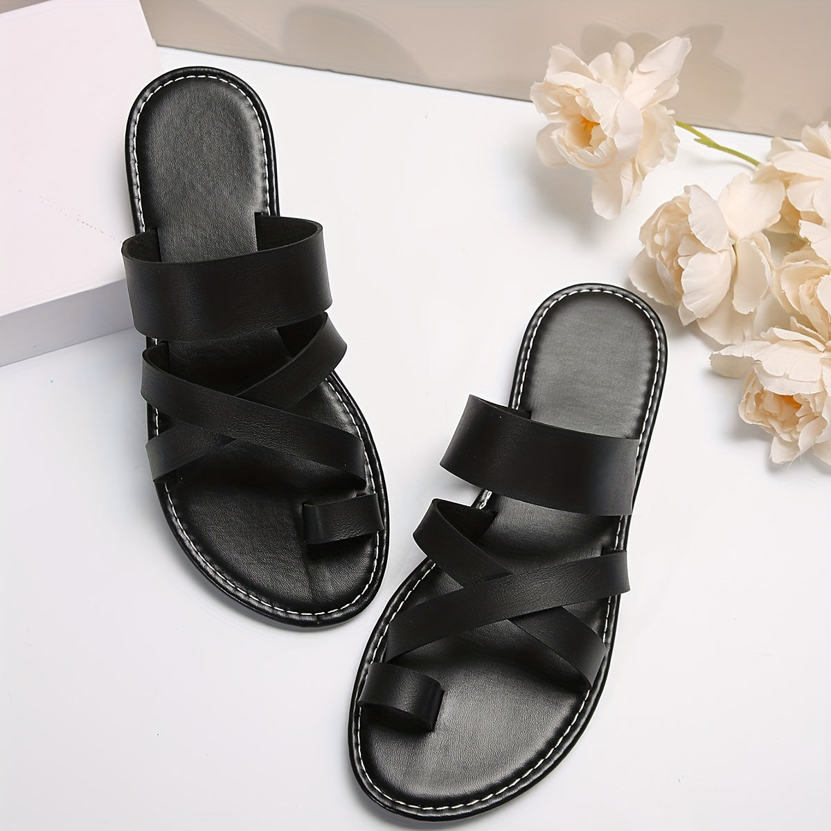 Women's Solid Color Slip-On Flat Beach Slides