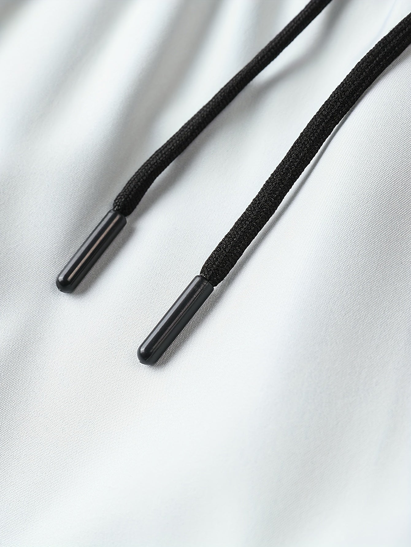 Men's Camo Long Sleeve Hooded Sports Outfit with Casual Pants