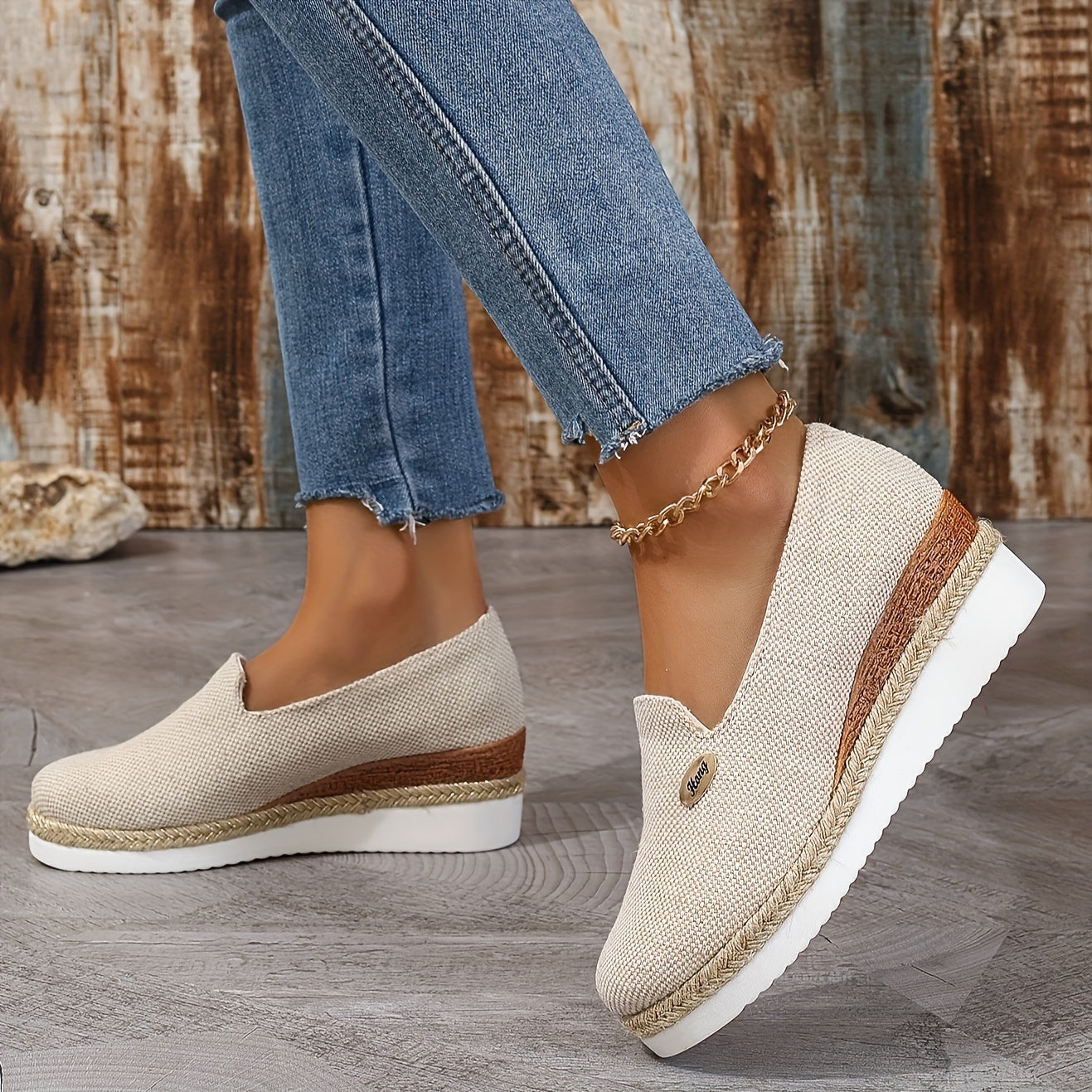 Plus Size Women's Slip-On Loafers With Cushioned Sole and Breathable Fabric