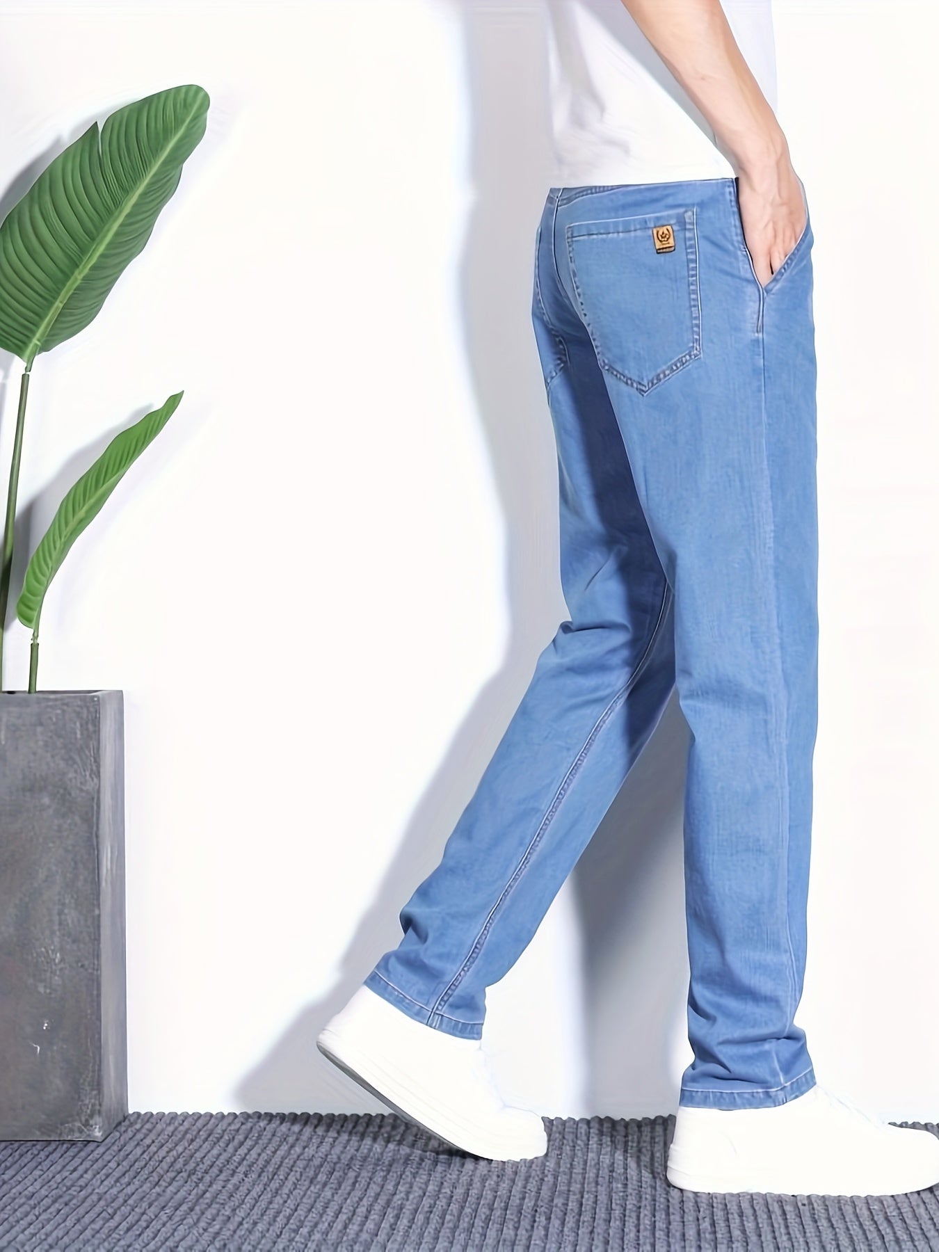 Men's Summer Regular Fit Jeans Lightweight Breathable Denim Solid Color