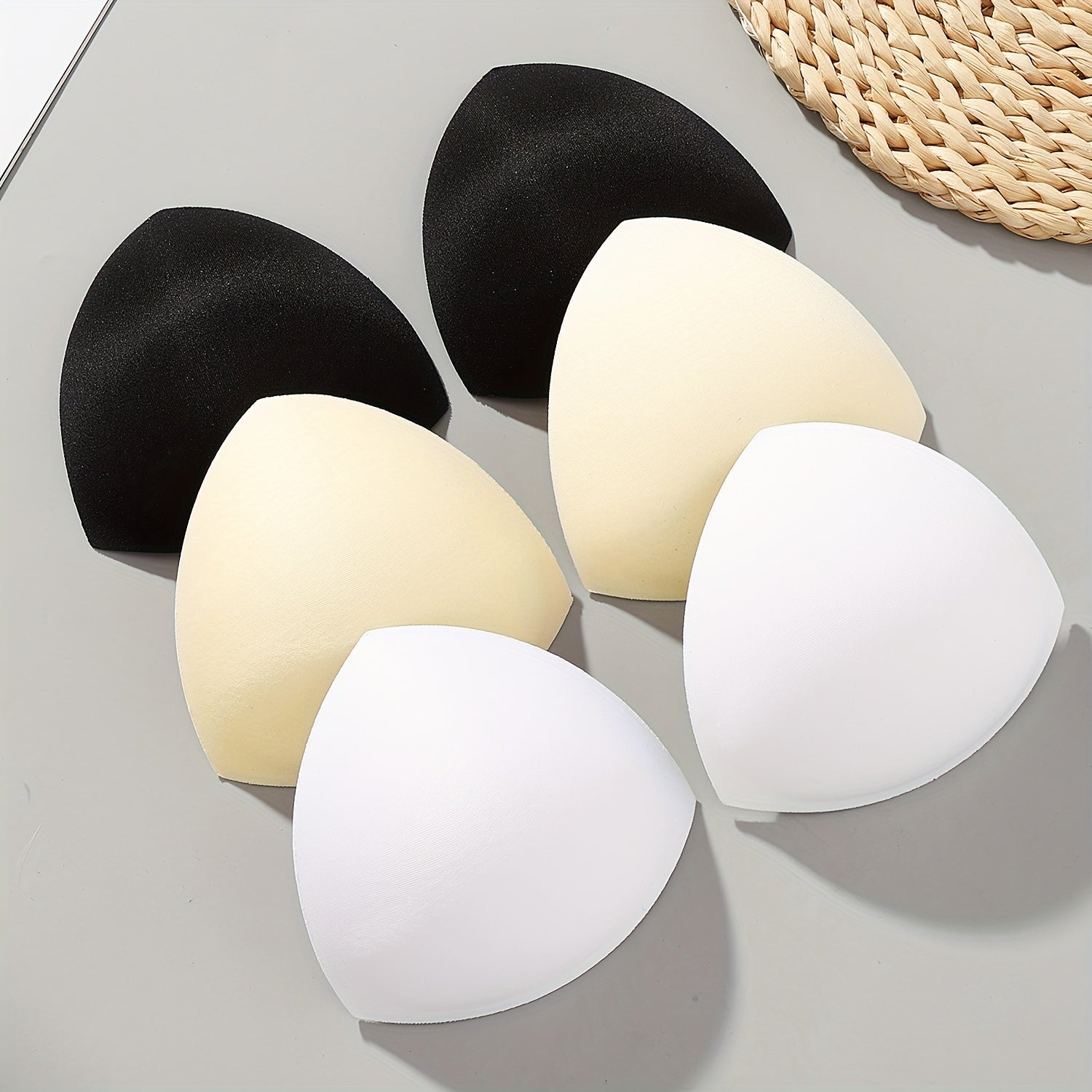 Conjunto de inserts ajustables en forma de triángulo para sujetador, negro, beige y blanco, para pechos pequeños