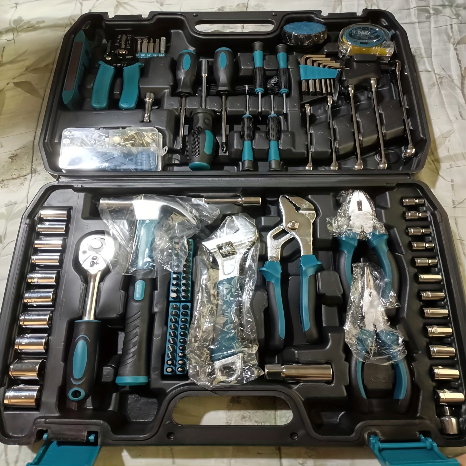 281-Piece Home Tool Kit with Socket Wrench Screwdriver Hex Keys Pliers Storage Case