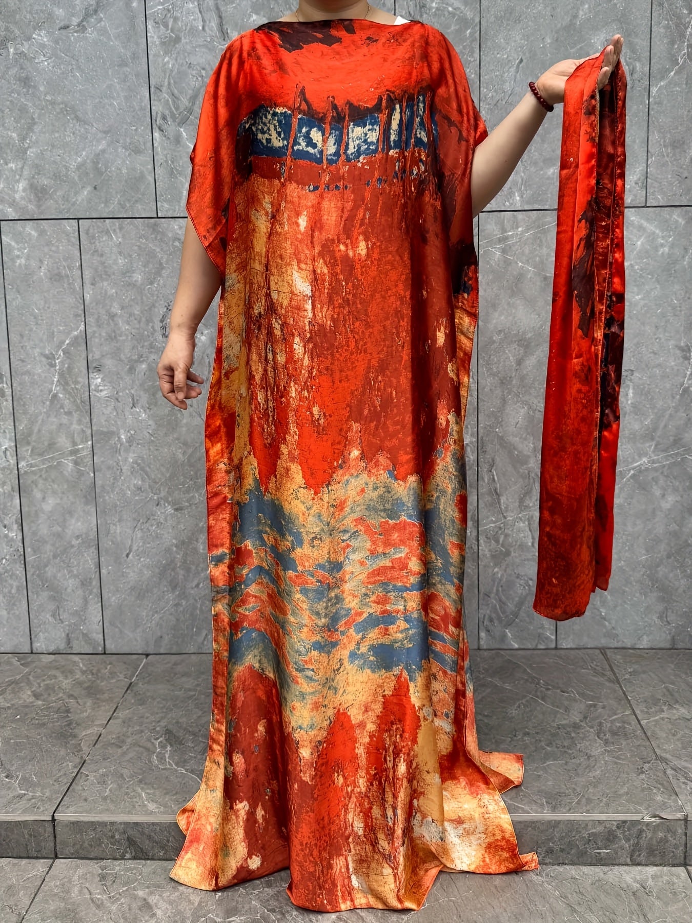 Plus o'lchamli maxi kaftan kiyi abstrakt bosma oqimli qulay yozgi