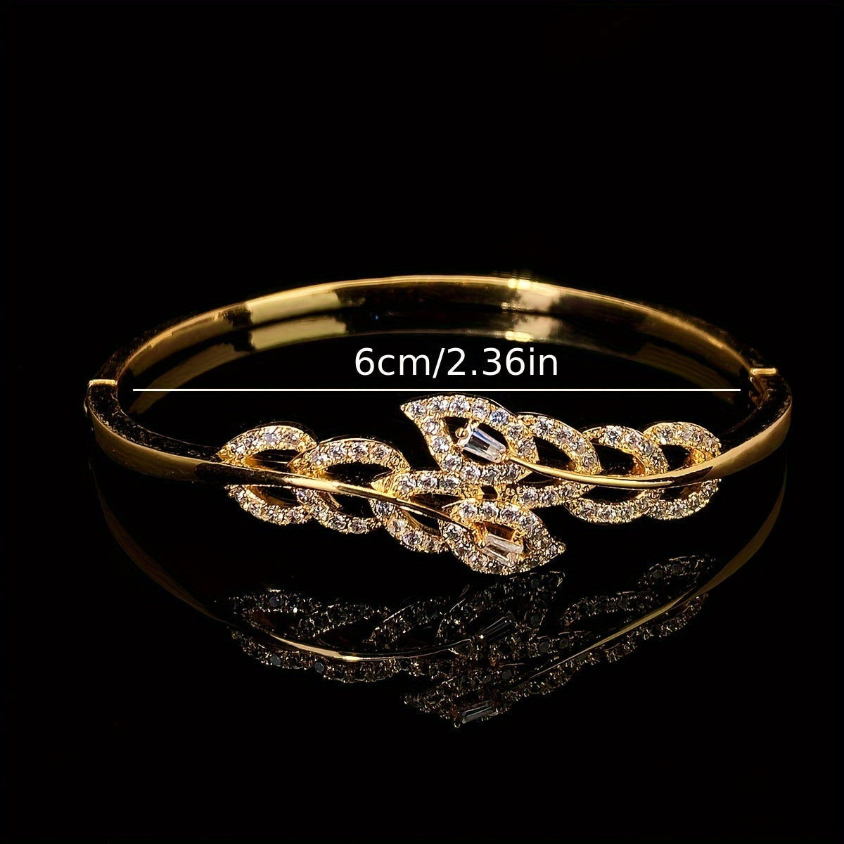 Women's Adjustable Leaf Design Bracelet with Synthetic Zirconia