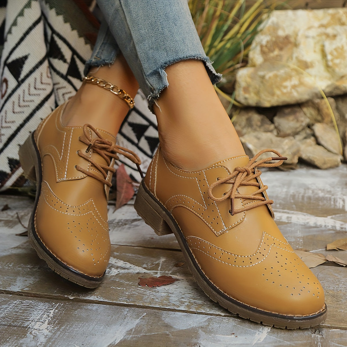 Women’s Perforated Faux Leather Brogue Shoes - Chunky Heel, Classic Lace-Up