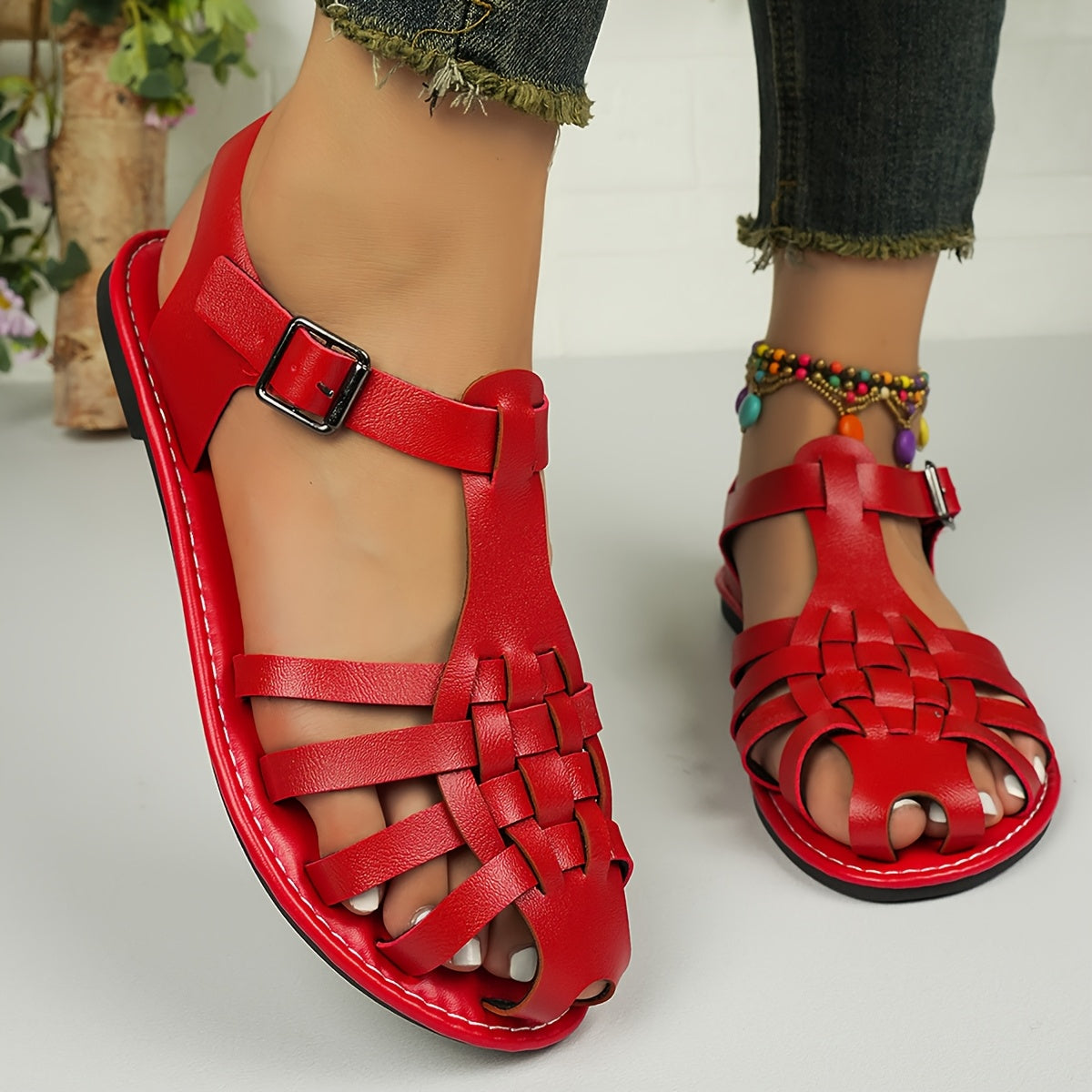 Women's Woven Flat Sandals Solid Color Buckle Closed Toe Summer Footwear